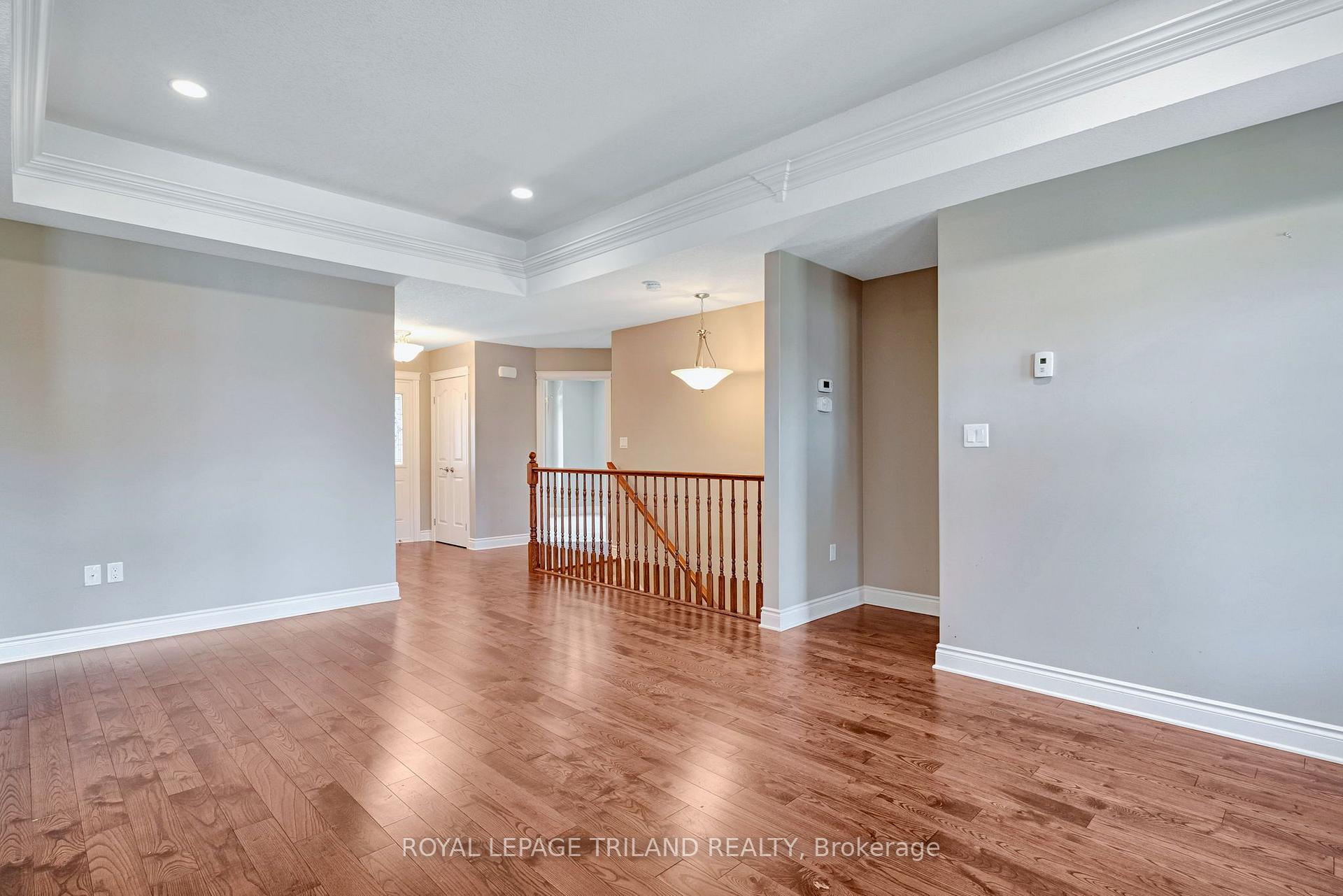 Photo 10 of 35 Cassie Crescent, Strathroy-Caradoc, NE — HOMEH
