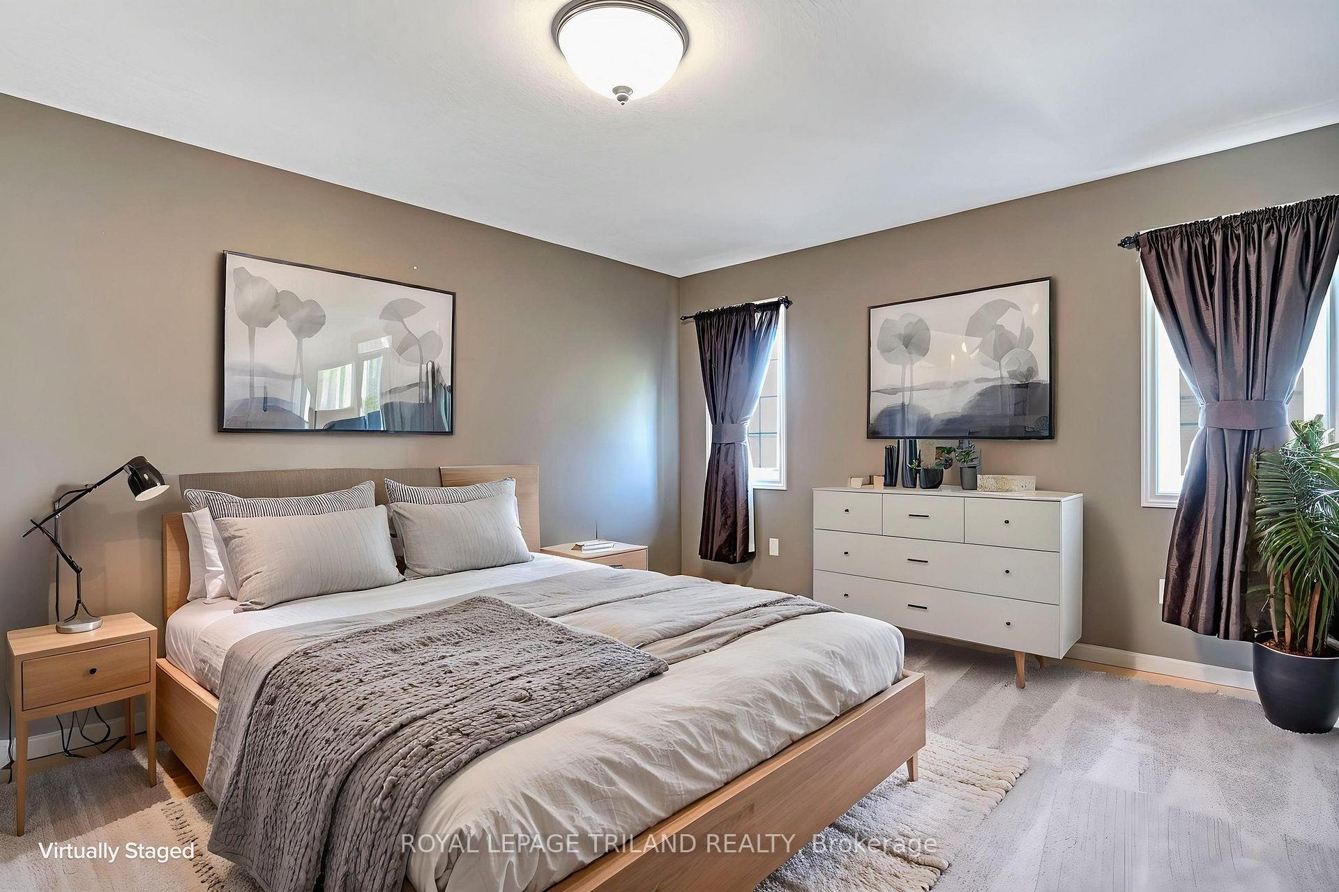 Photo 22 of 35 Cassie Crescent, Strathroy-Caradoc, NE — HOMEH