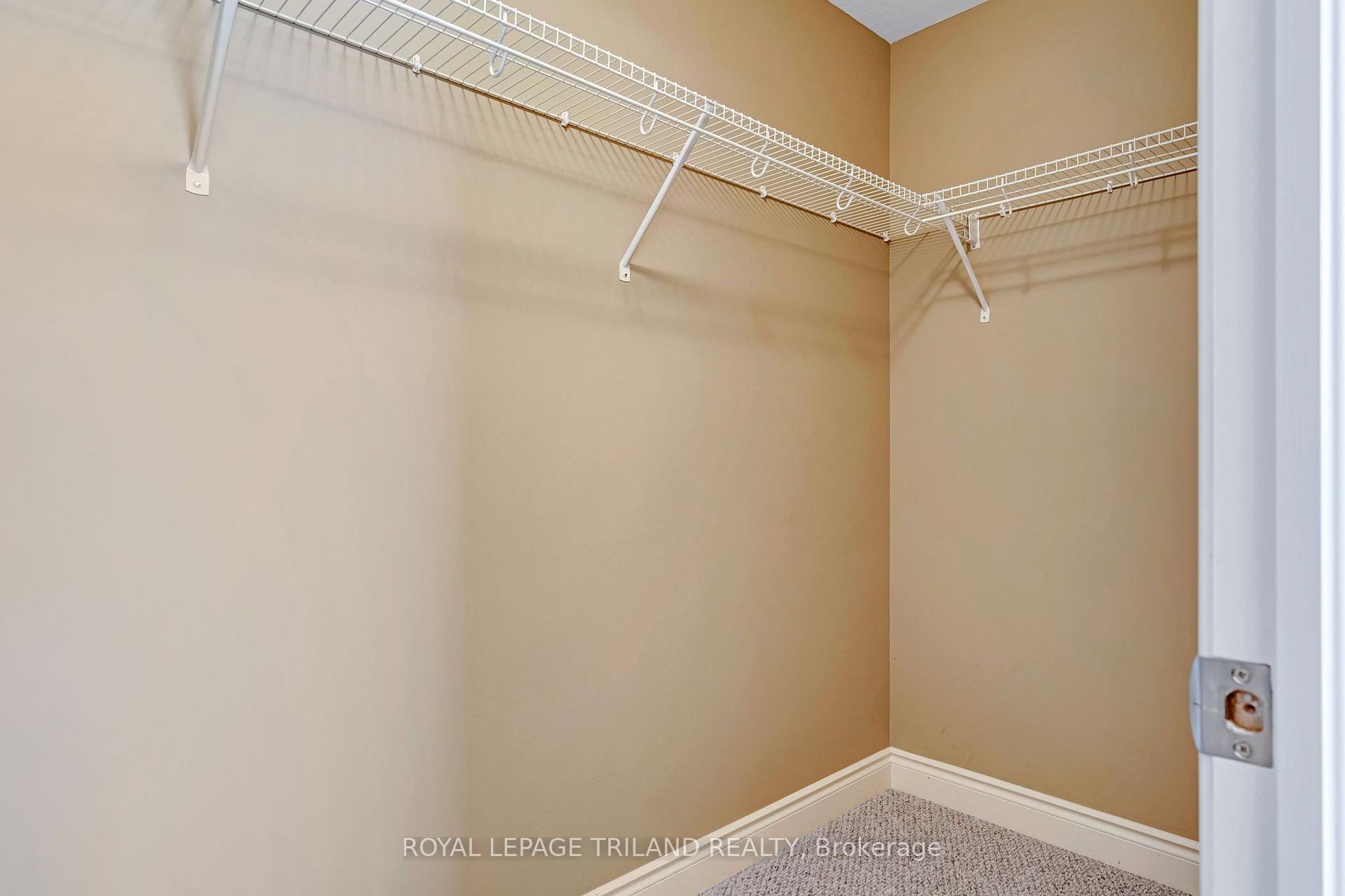 Photo 26 of 35 Cassie Crescent, Strathroy-Caradoc, NE — HOMEH