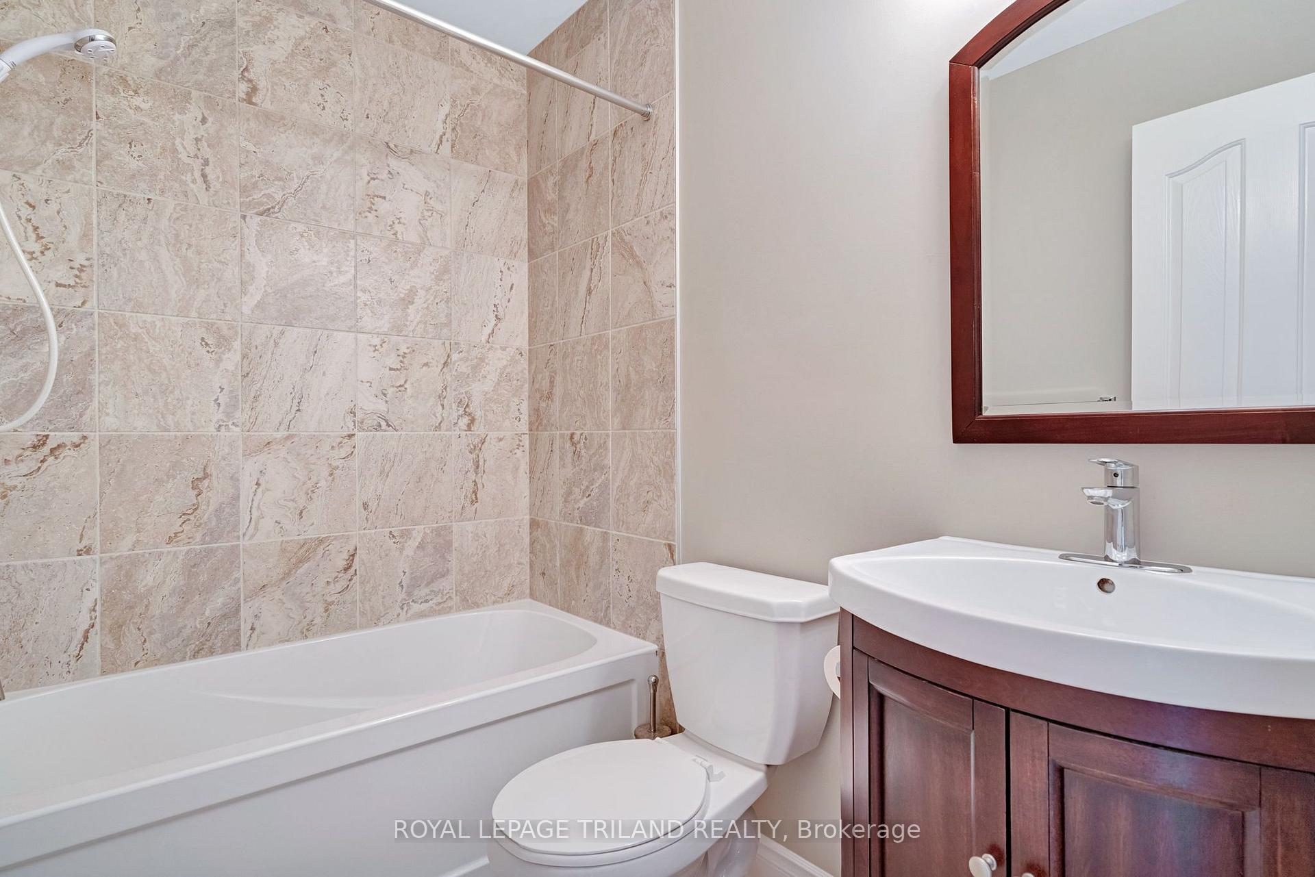 Photo 29 of 35 Cassie Crescent, Strathroy-Caradoc, NE — HOMEH