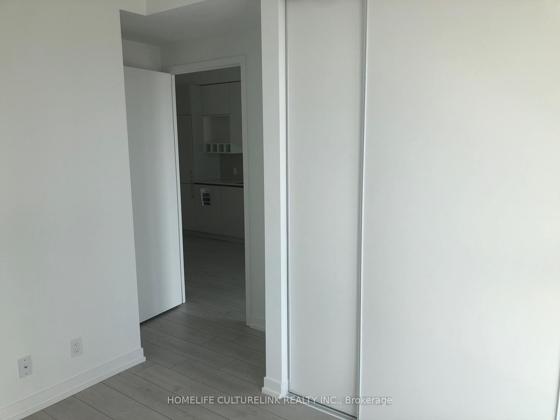 Photo 11 of Unit 4611, 950 Portage Parkway, Vaughan, Vaughan Corporate Centre — HOMEH