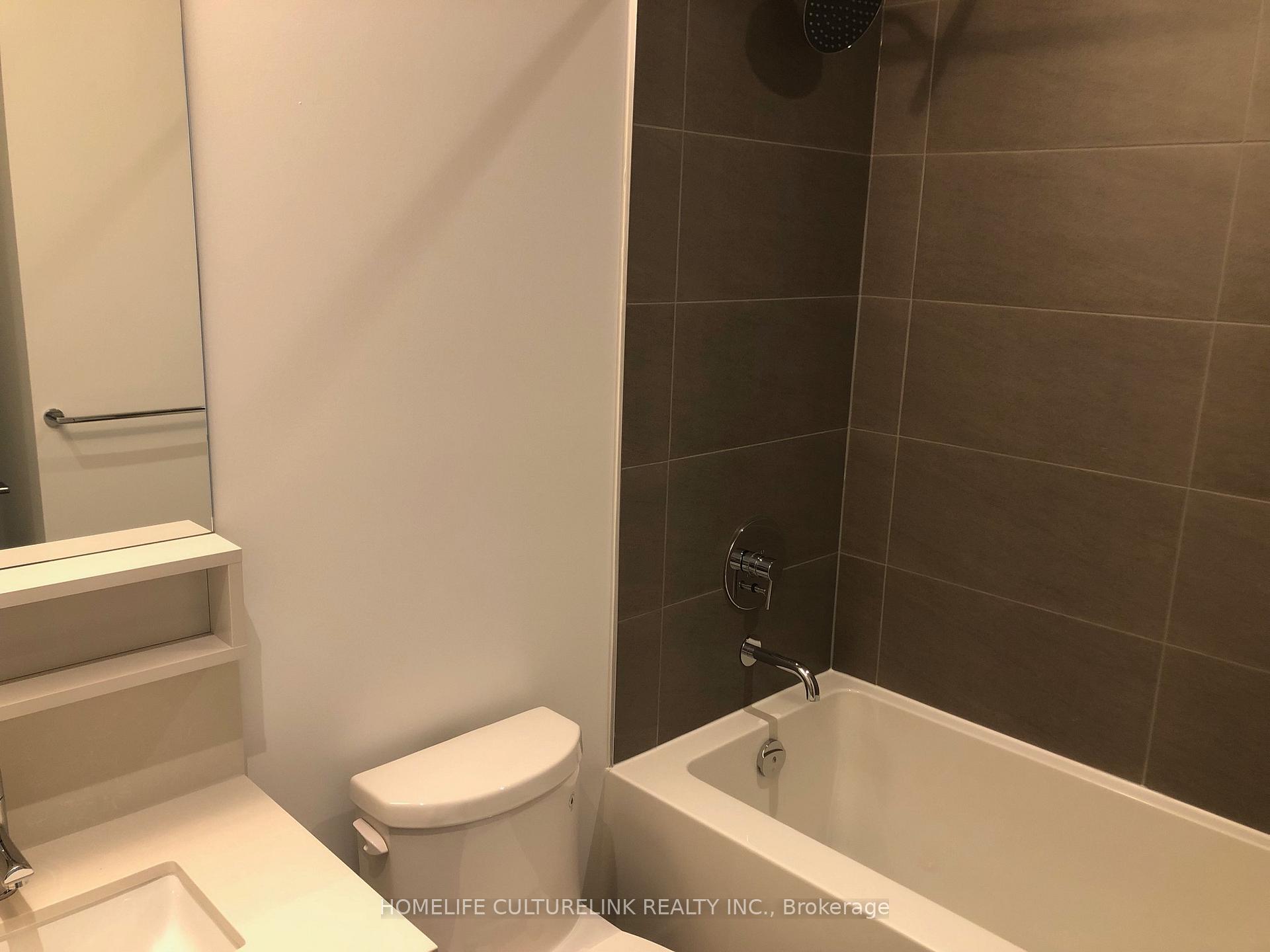 Photo 13 of Unit 4611, 950 Portage Parkway, Vaughan, Vaughan Corporate Centre — HOMEH