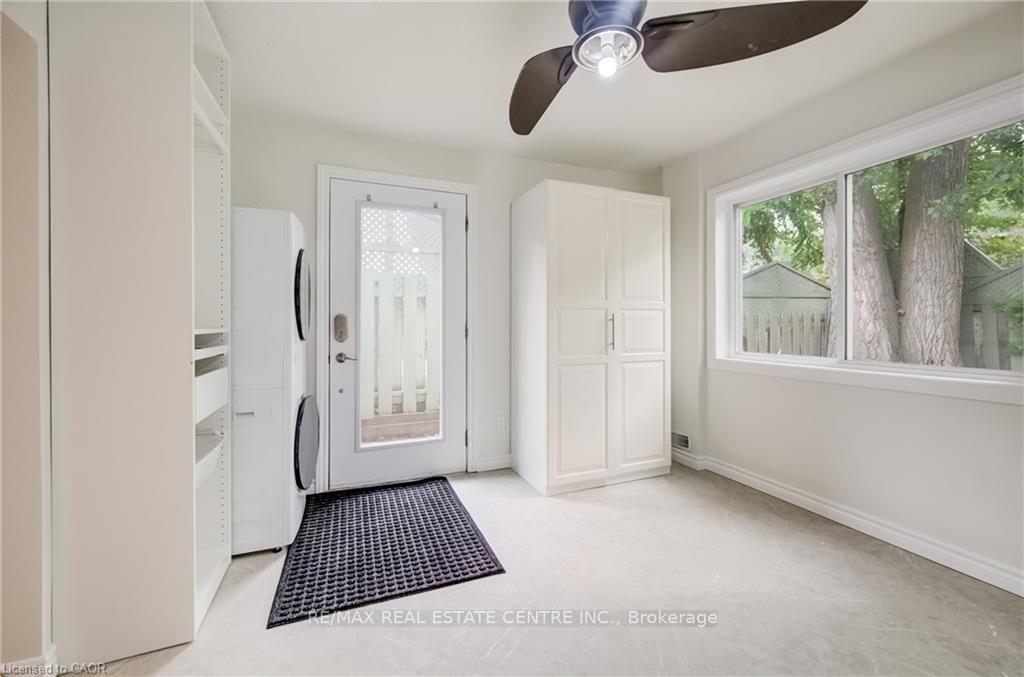 Photo 1 of Unit C, 297 Country Hill Drive, Kitchener, Country Hills — HOMEH