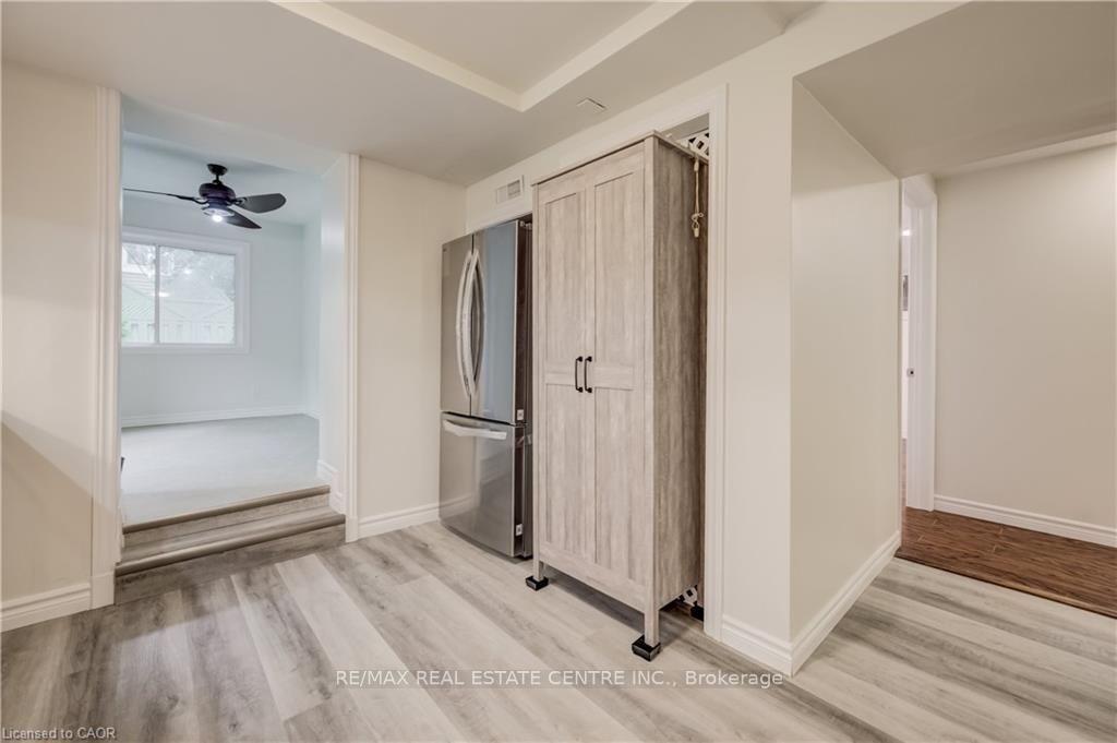 Photo 7 of Unit C, 297 Country Hill Drive, Kitchener, Country Hills — HOMEH
