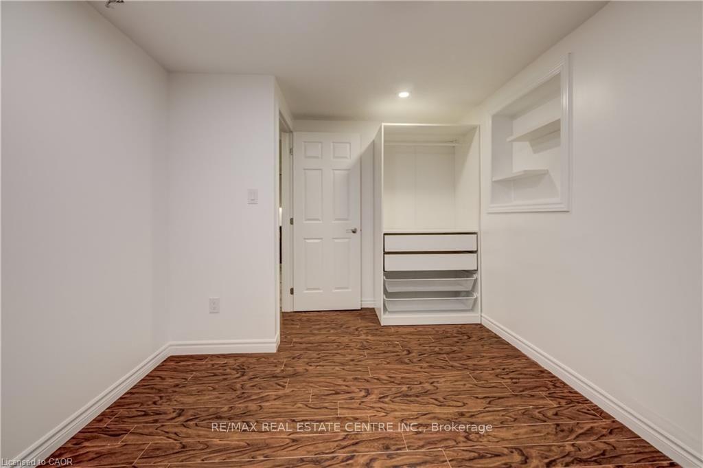 Photo 9 of Unit C, 297 Country Hill Drive, Kitchener, Country Hills — HOMEH