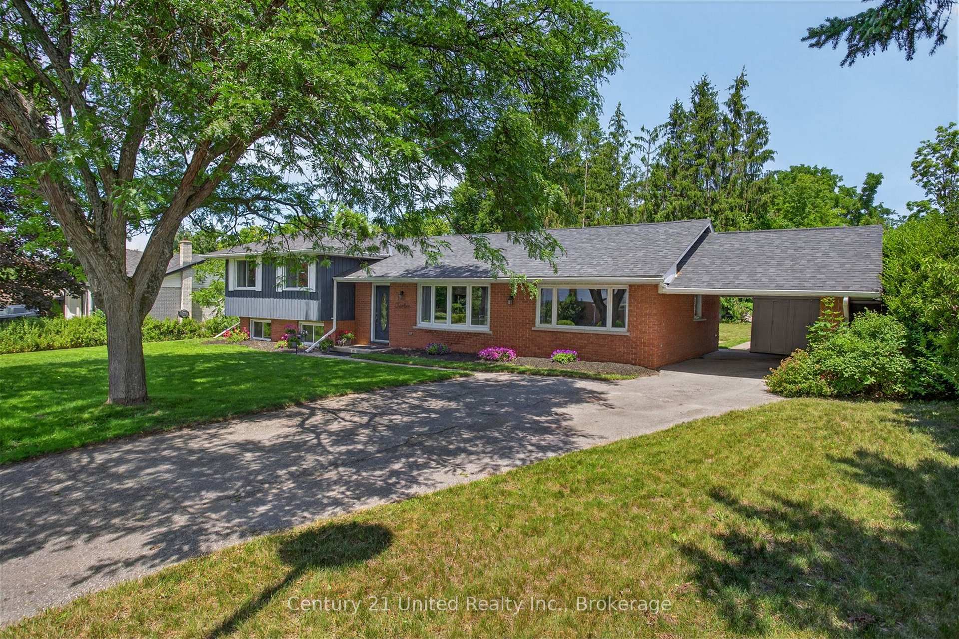 Photo 2 of 12 Stewart Drive, Selwyn — HOMEH