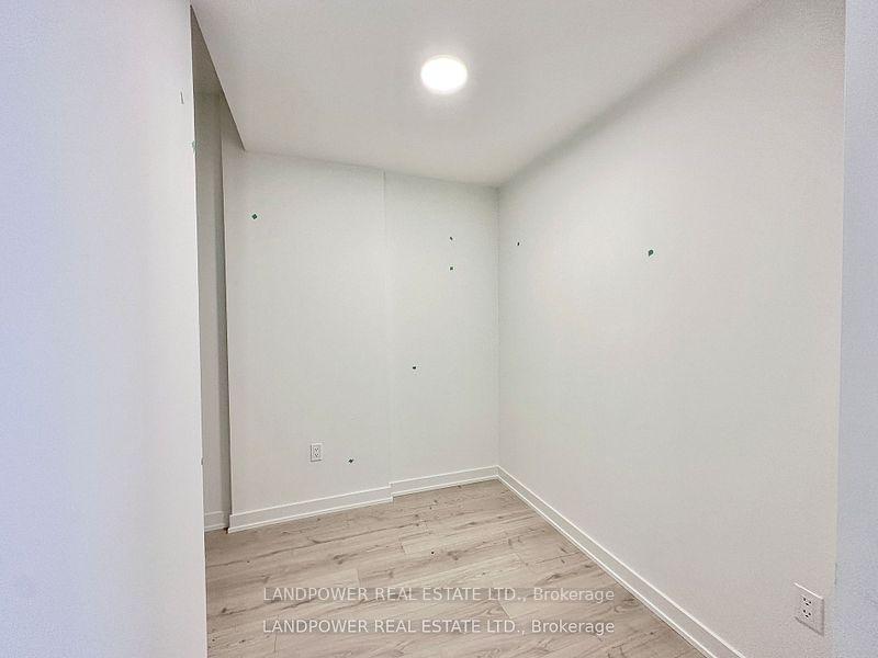 Photo 7 of Unit 904, 9 Tecumseth Street, Toronto, Niagara — HOMEH