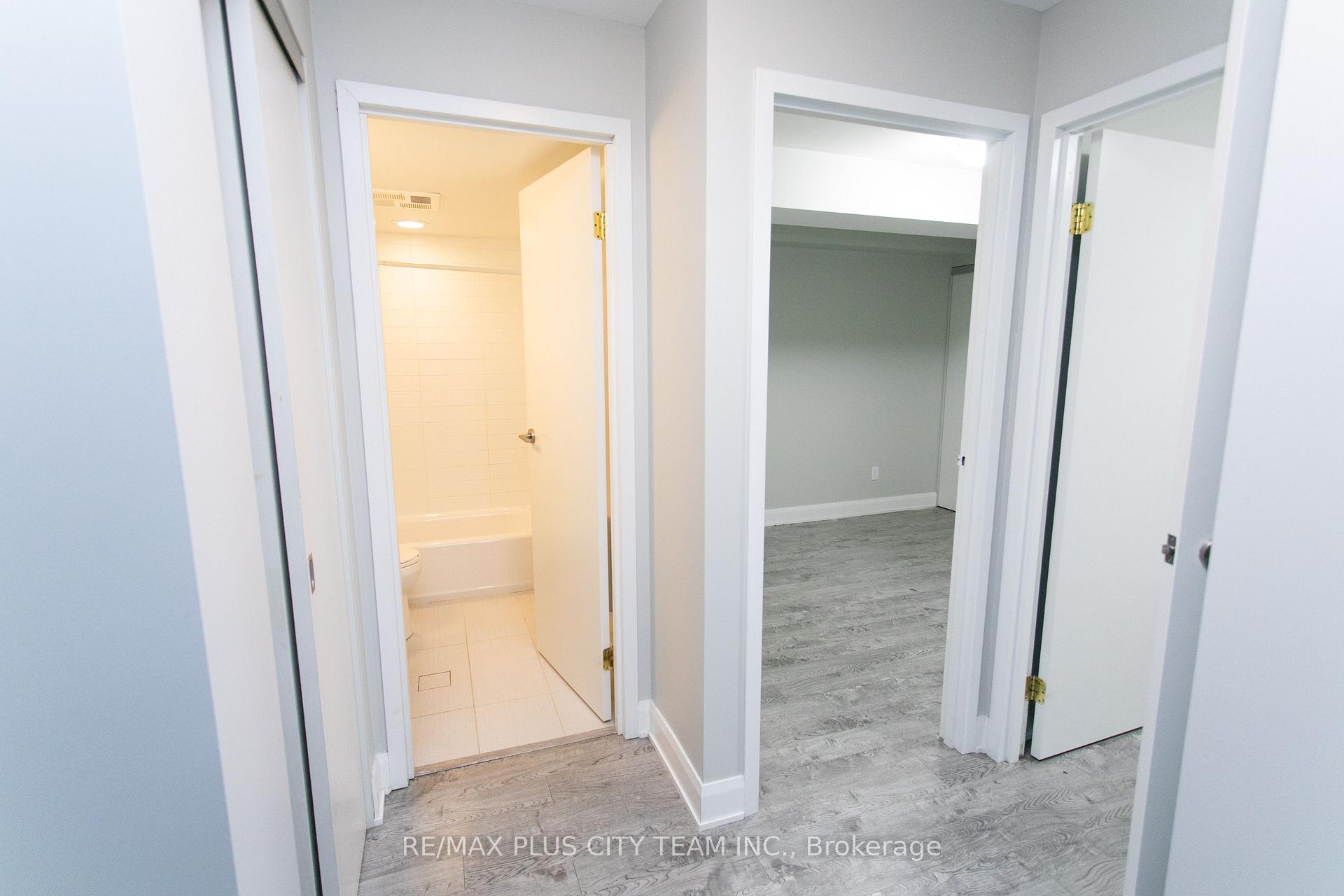 Photo 6 of Unit L03, 686 Bathurst Street, Toronto, Palmerston-Little Italy — HOMEH