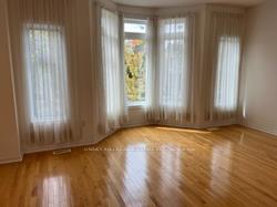 Photo 2 of 107 Brock Avenue, Markham, Berczy — HOMEH