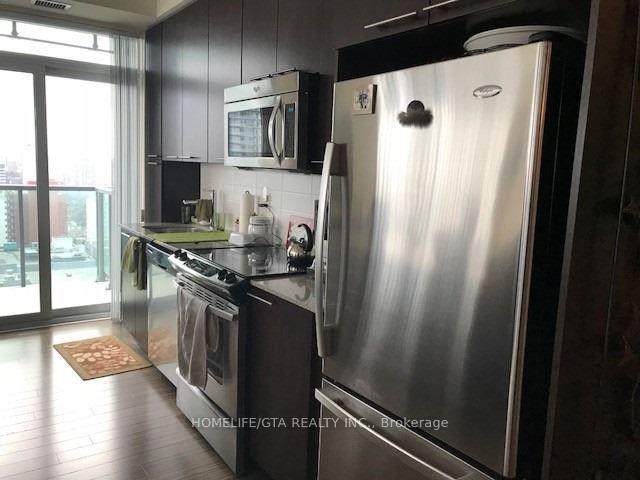 Photo 17 of Unit 1914, 70 Roehampton Avenue, Toronto, Mount Pleasant West — HOMEH