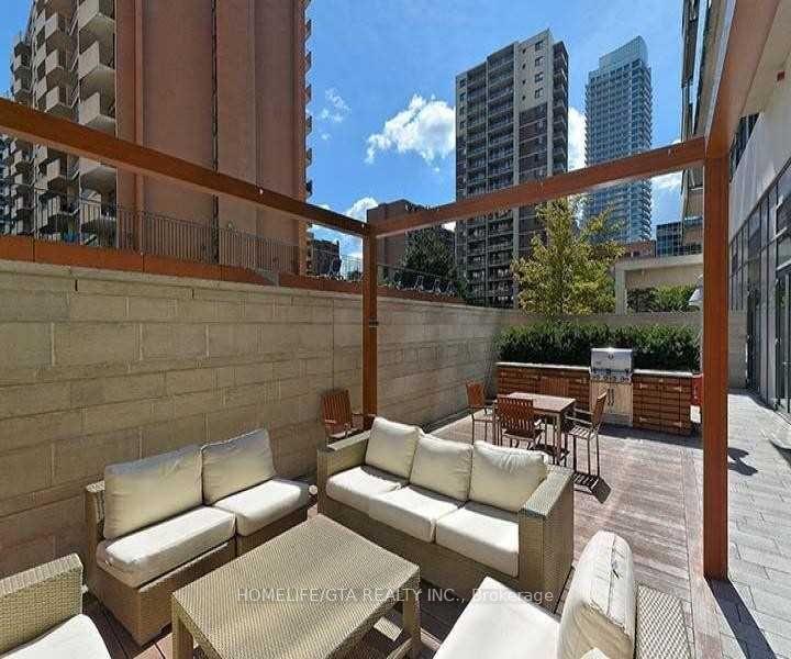 Photo 70 of Unit 1914, 70 Roehampton Avenue, Toronto, Mount Pleasant West — HOMEH