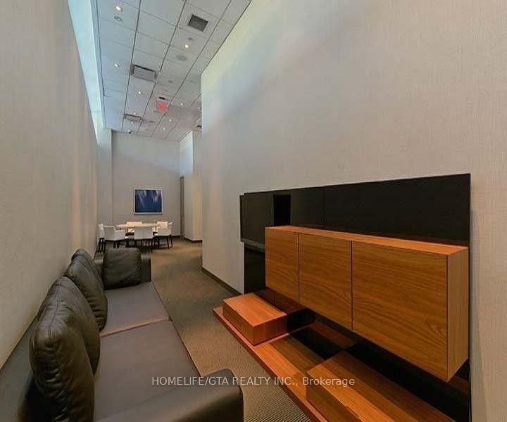 Photo 78 of Unit 1914, 70 Roehampton Avenue, Toronto, Mount Pleasant West — HOMEH