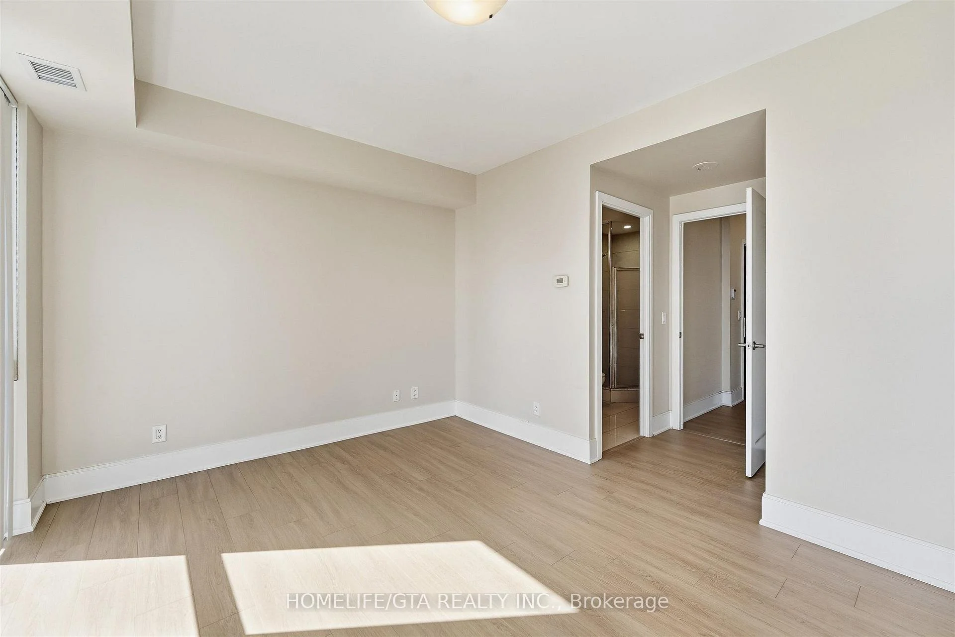 Photo 41 of Unit 1914, 70 Roehampton Avenue, Toronto, Mount Pleasant West — HOMEH