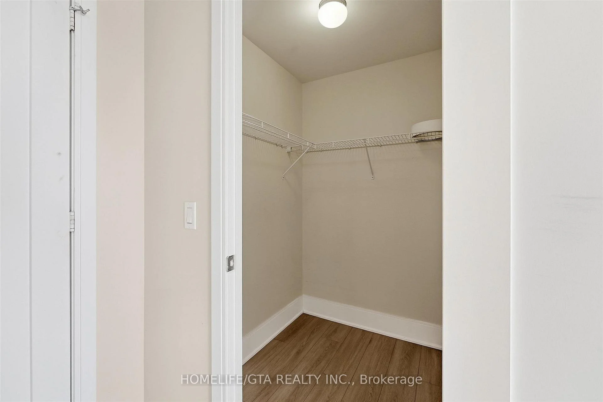 Photo 44 of Unit 1914, 70 Roehampton Avenue, Toronto, Mount Pleasant West — HOMEH