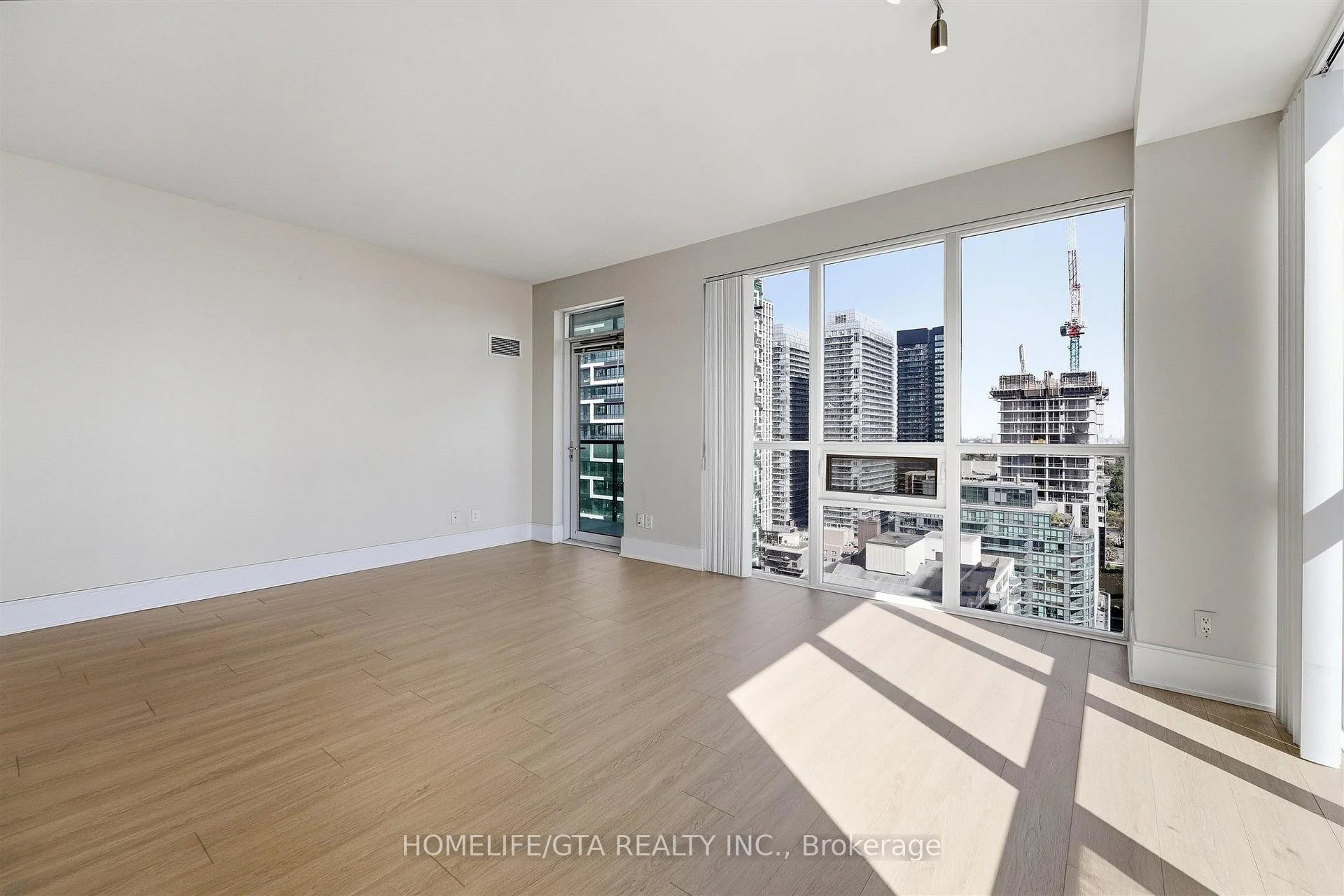 Photo 48 of Unit 1914, 70 Roehampton Avenue, Toronto, Mount Pleasant West — HOMEH