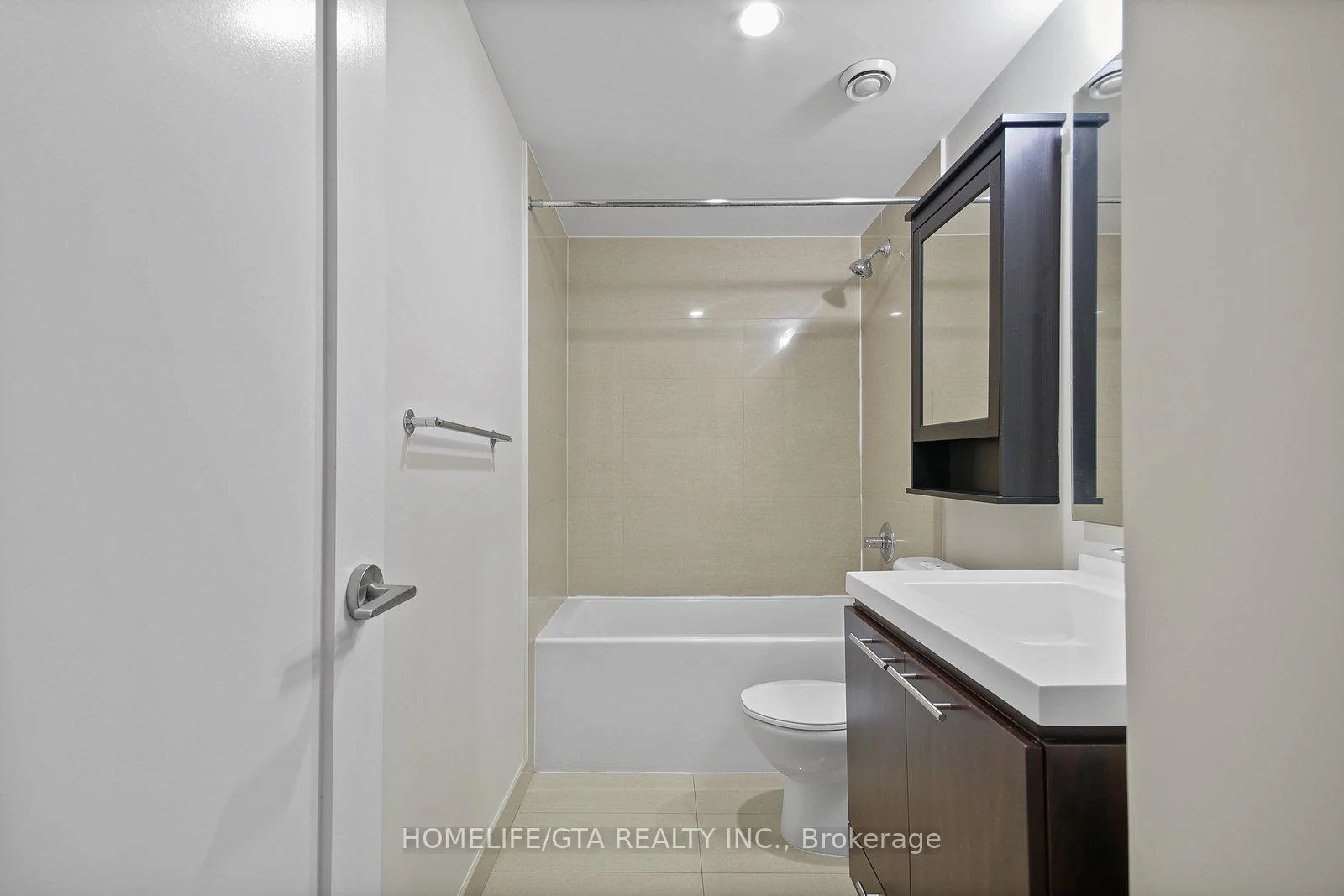Photo 51 of Unit 1914, 70 Roehampton Avenue, Toronto, Mount Pleasant West — HOMEH