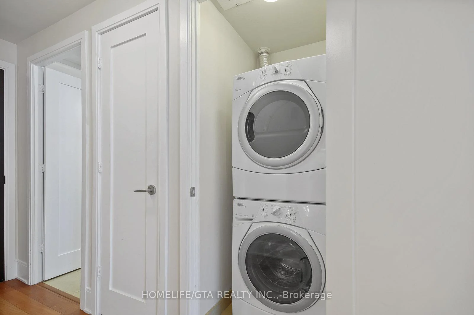 Photo 55 of Unit 1914, 70 Roehampton Avenue, Toronto, Mount Pleasant West — HOMEH