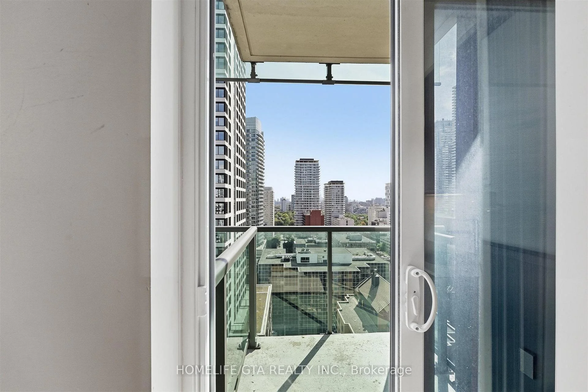 Photo 64 of Unit 1914, 70 Roehampton Avenue, Toronto, Mount Pleasant West — HOMEH