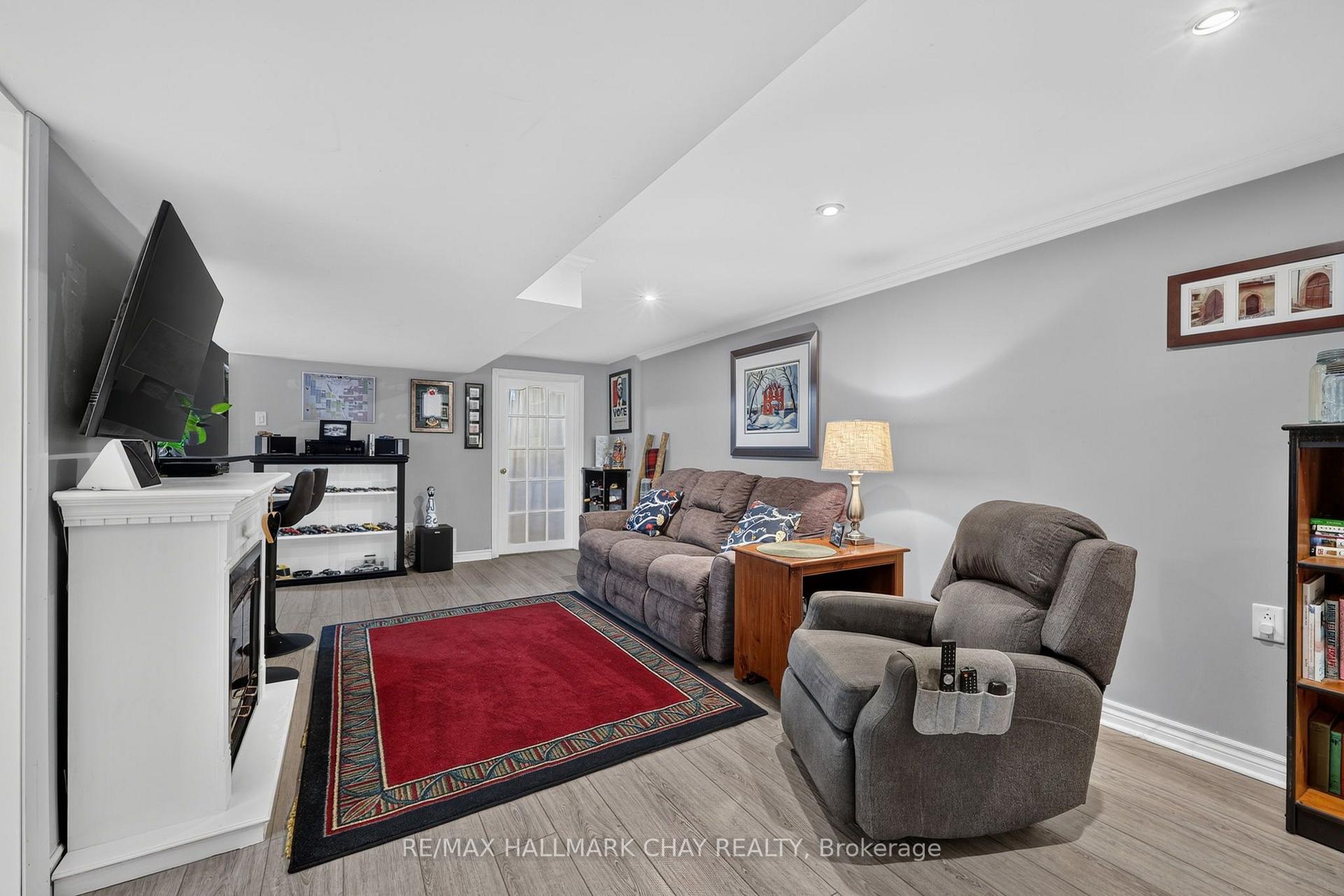 Photo 19 of 9 Melrose Avenue, Barrie, Codrington — HOMEH