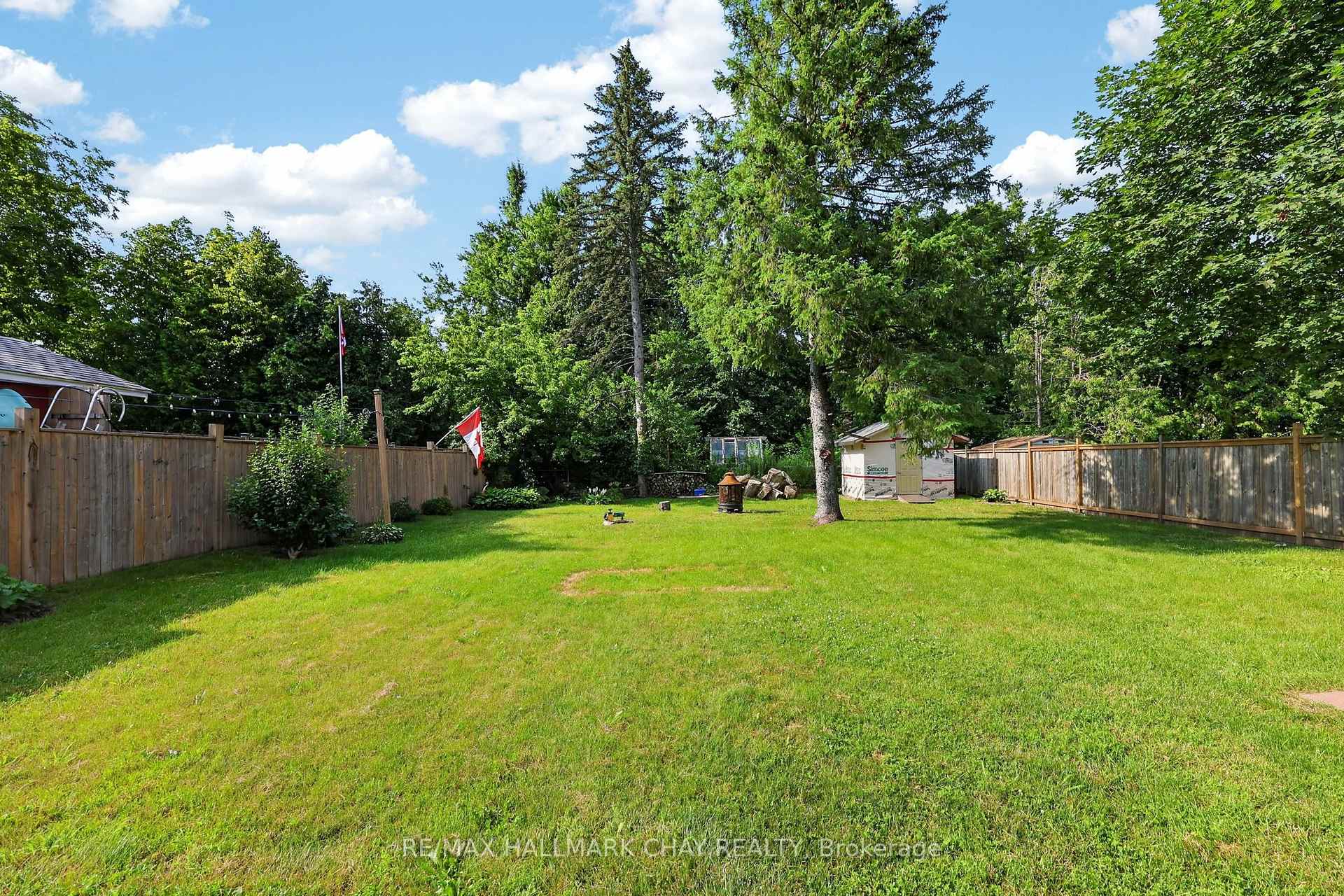 Photo 3 of 9 Melrose Avenue, Barrie, Codrington — HOMEH