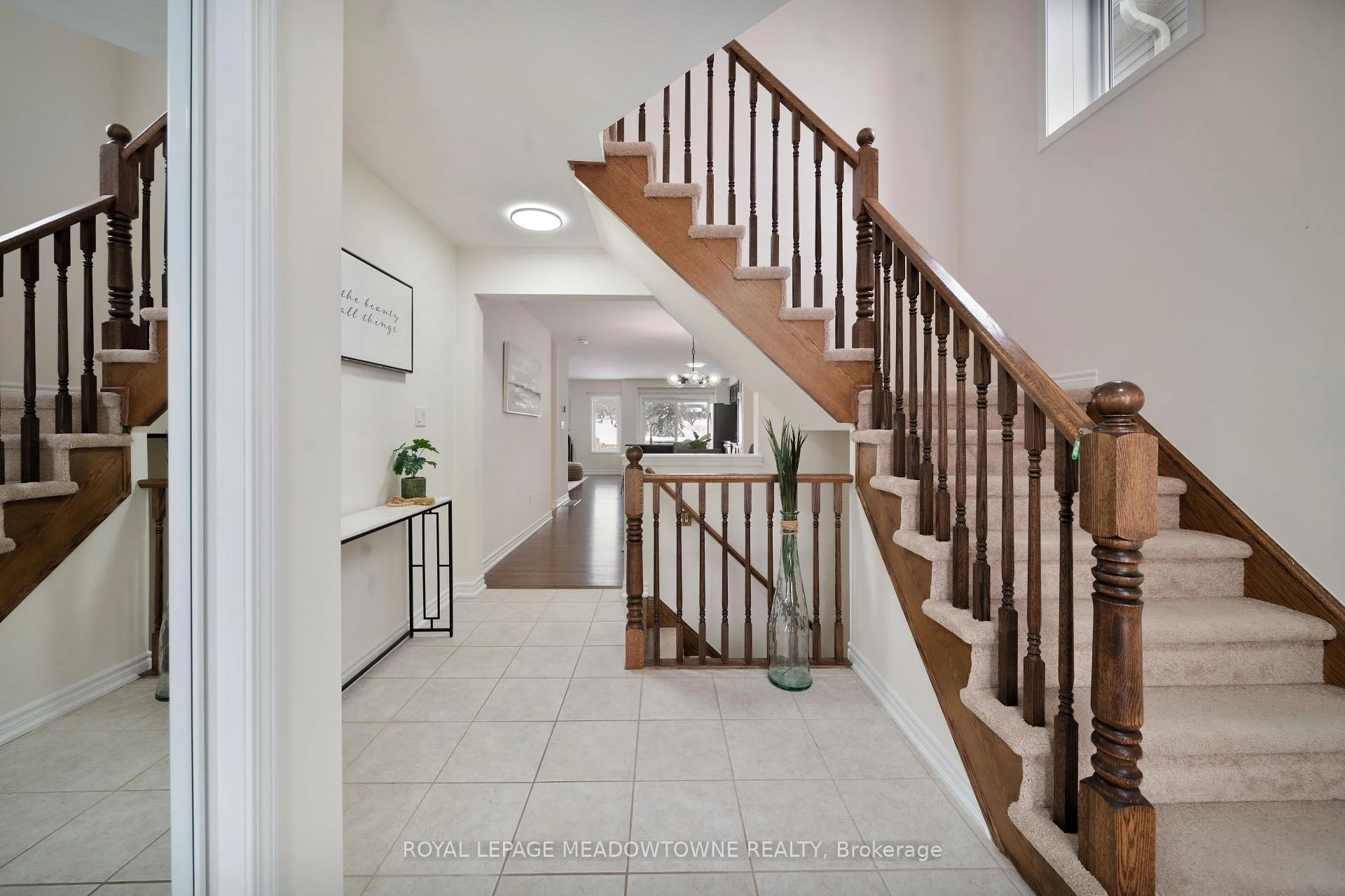 Photo 2 of 364 Equestrian Way, Cambridge, Preston Heights — HOMEH
