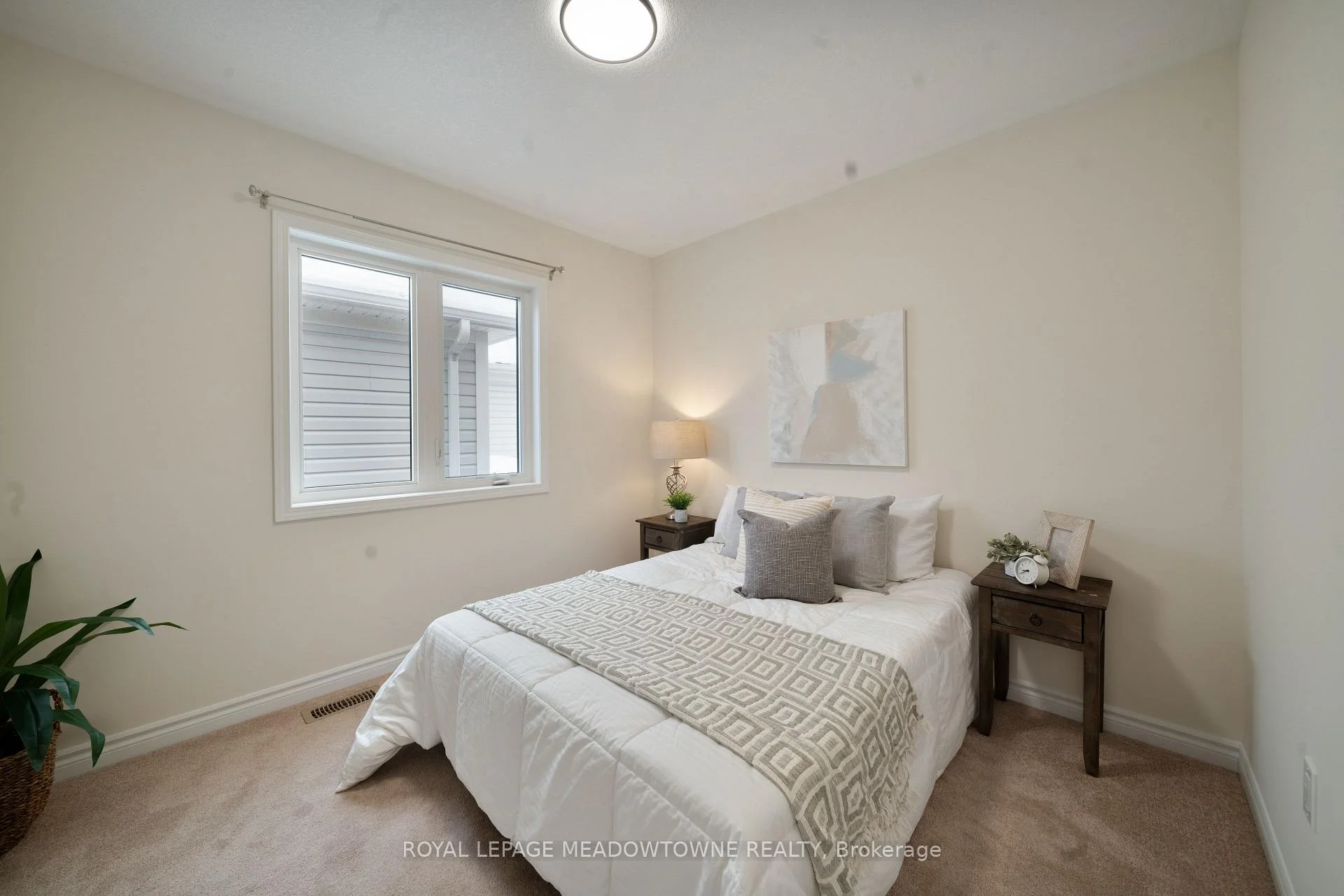 Photo 12 of 364 Equestrian Way, Cambridge, Preston Heights — HOMEH