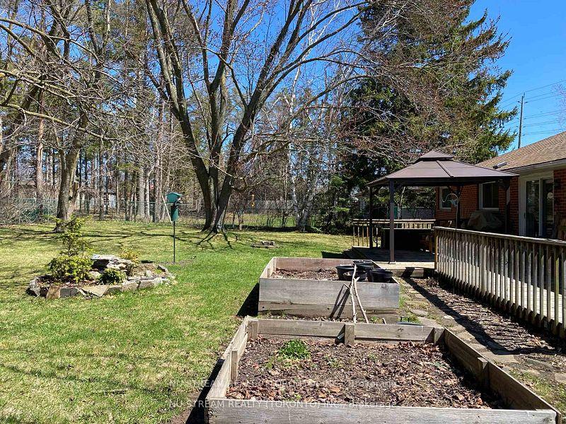 Photo 5 of 556 Big Bay Point Road, Barrie, Painswick North — HOMEH
