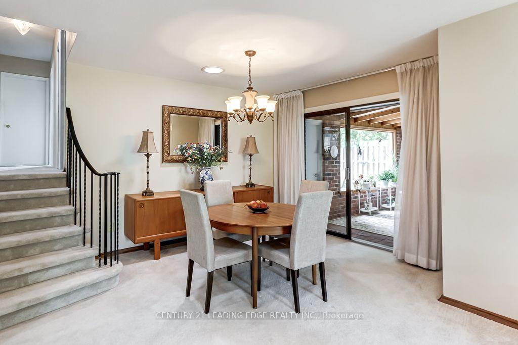 Photo 13 of 107 Drakefield Road, Markham, Bullock — HOMEH
