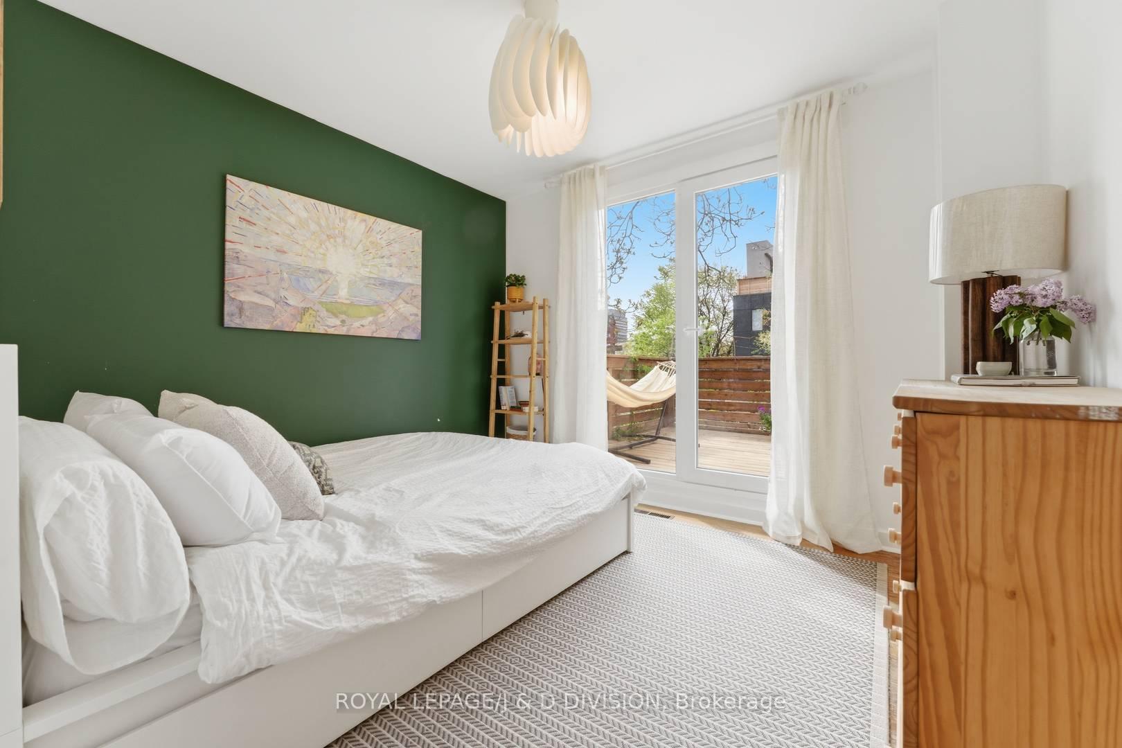 Photo 13 of 41 Noble Street, Toronto, Roncesvalles — HOMEH