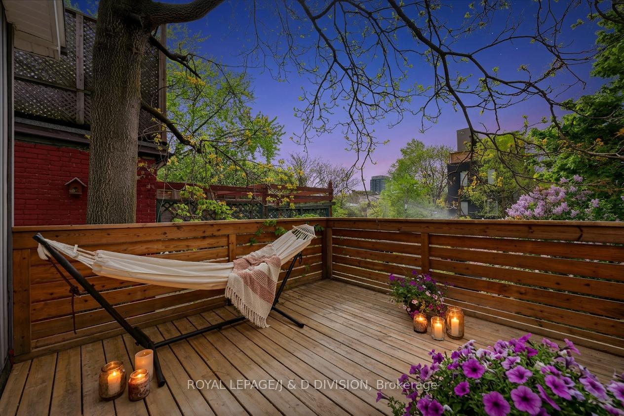 Photo 14 of 41 Noble Street, Toronto, Roncesvalles — HOMEH