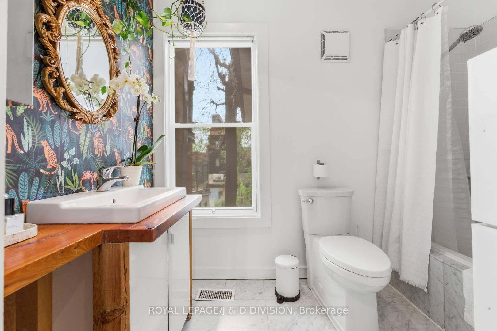 Photo 21 of 41 Noble Street, Toronto, Roncesvalles — HOMEH