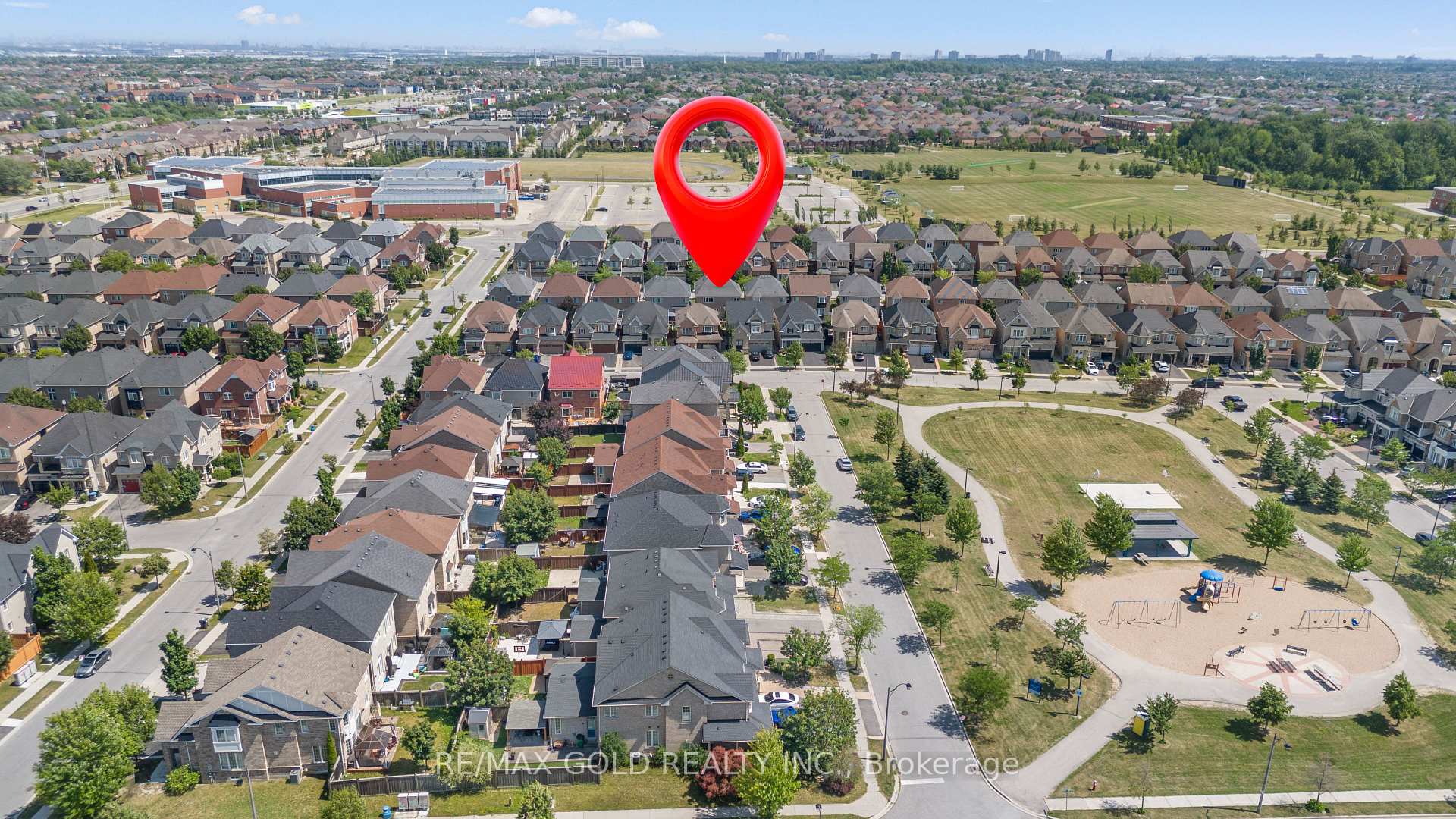 Photo 4 of 99 Watsonbrook Drive, Brampton, Sandringham-Wellington — HOMEH