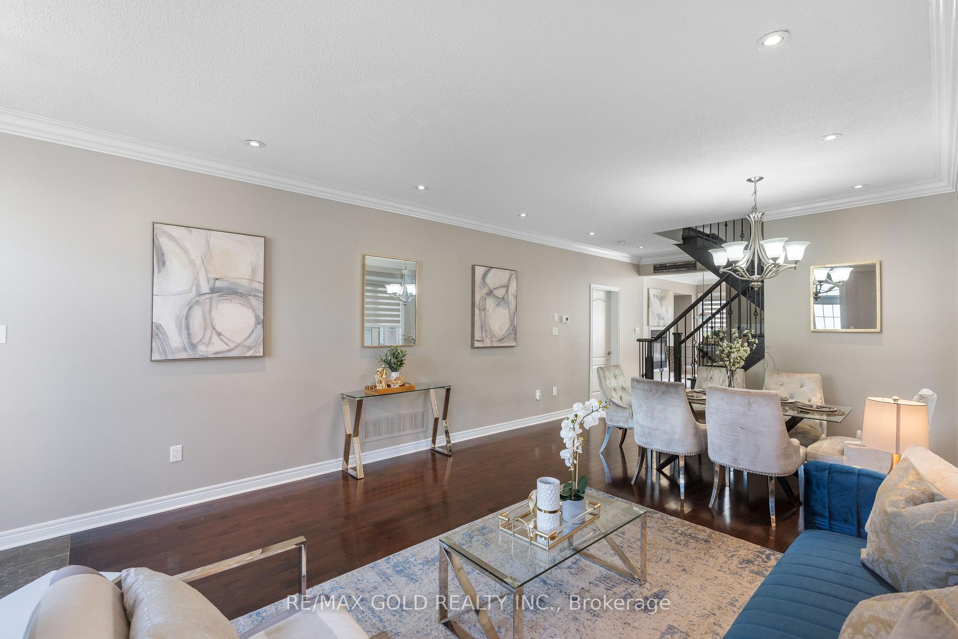 Photo 7 of 99 Watsonbrook Drive, Brampton, Sandringham-Wellington — HOMEH
