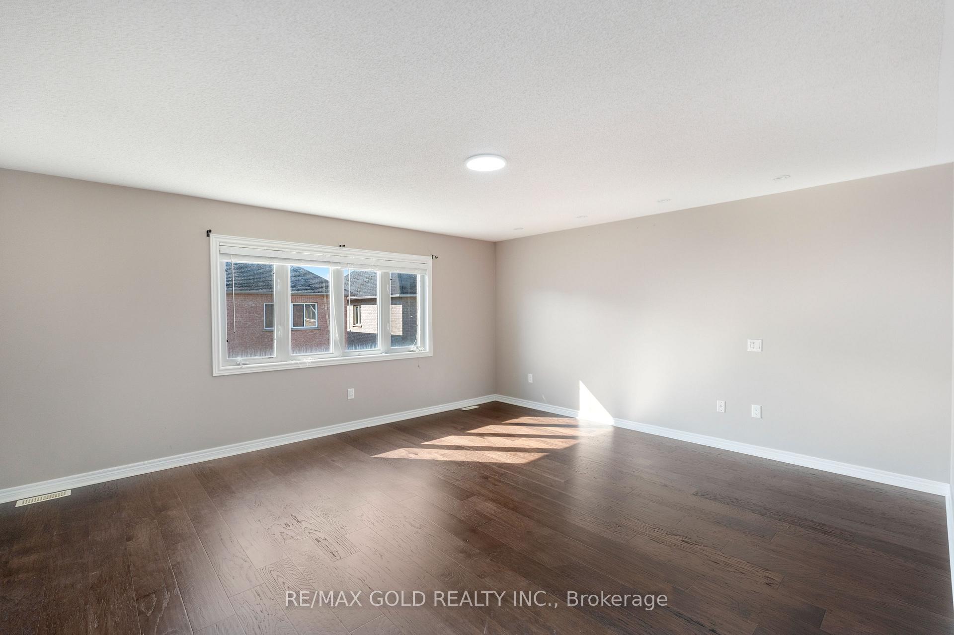 Photo 28 of 99 Watsonbrook Drive, Brampton, Sandringham-Wellington — HOMEH