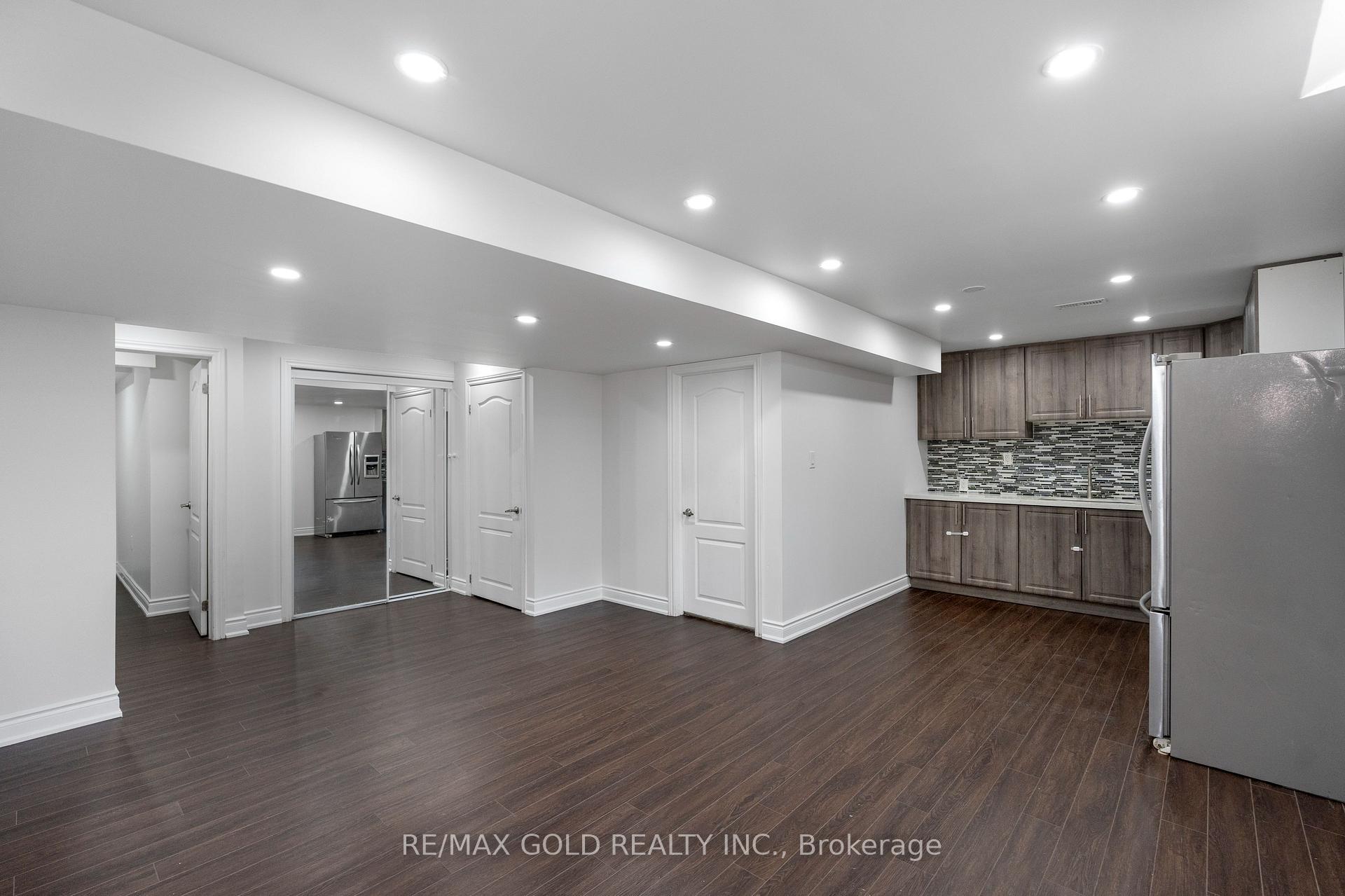 Photo 38 of 99 Watsonbrook Drive, Brampton, Sandringham-Wellington — HOMEH