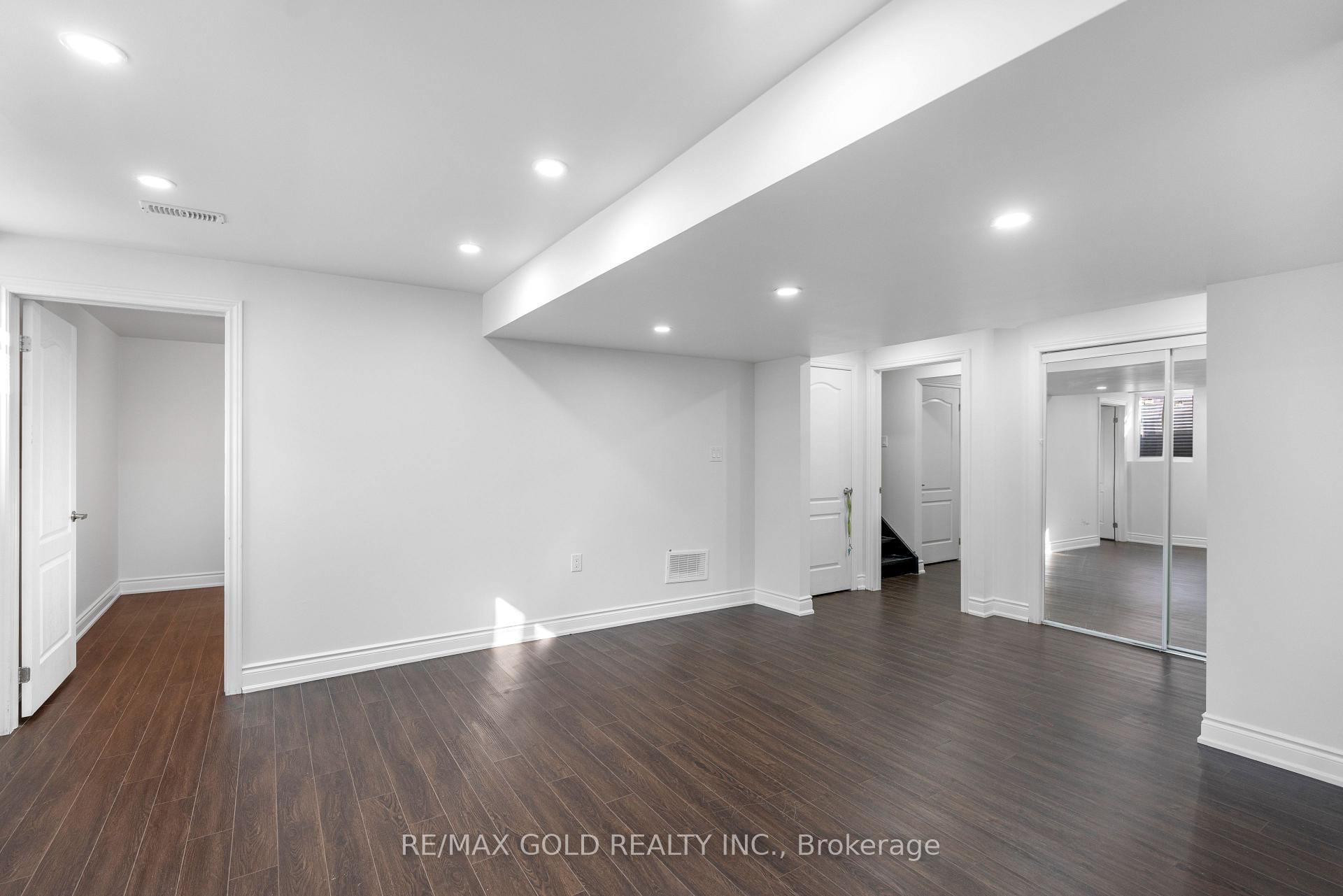 Photo 40 of 99 Watsonbrook Drive, Brampton, Sandringham-Wellington — HOMEH