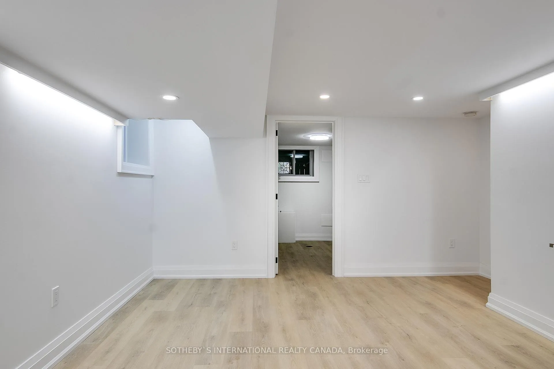 Photo 8 of Unit Lower, 149 Carlaw Avenue, Toronto, South Riverdale — HOMEH