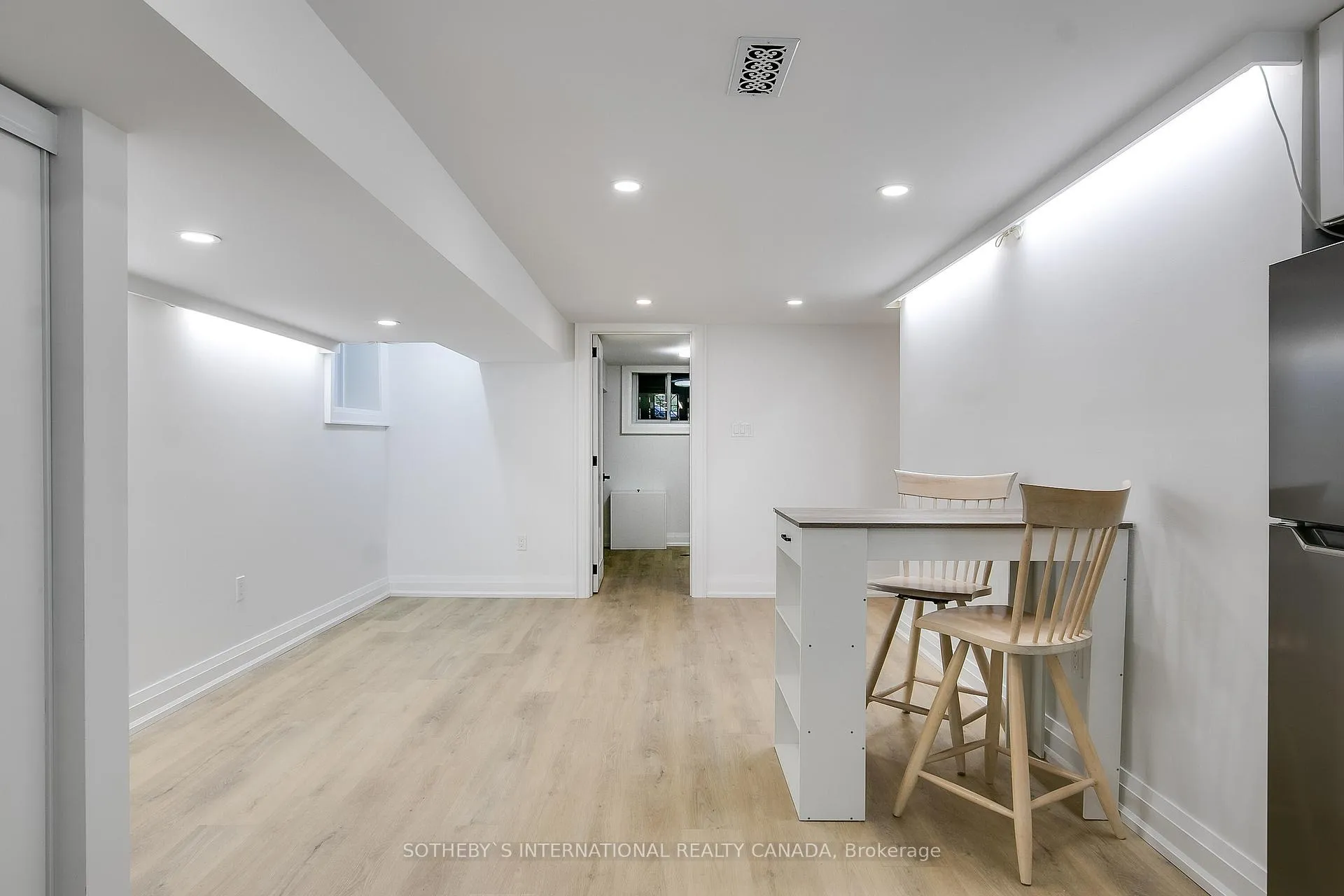 Photo 11 of Unit Lower, 149 Carlaw Avenue, Toronto, South Riverdale — HOMEH