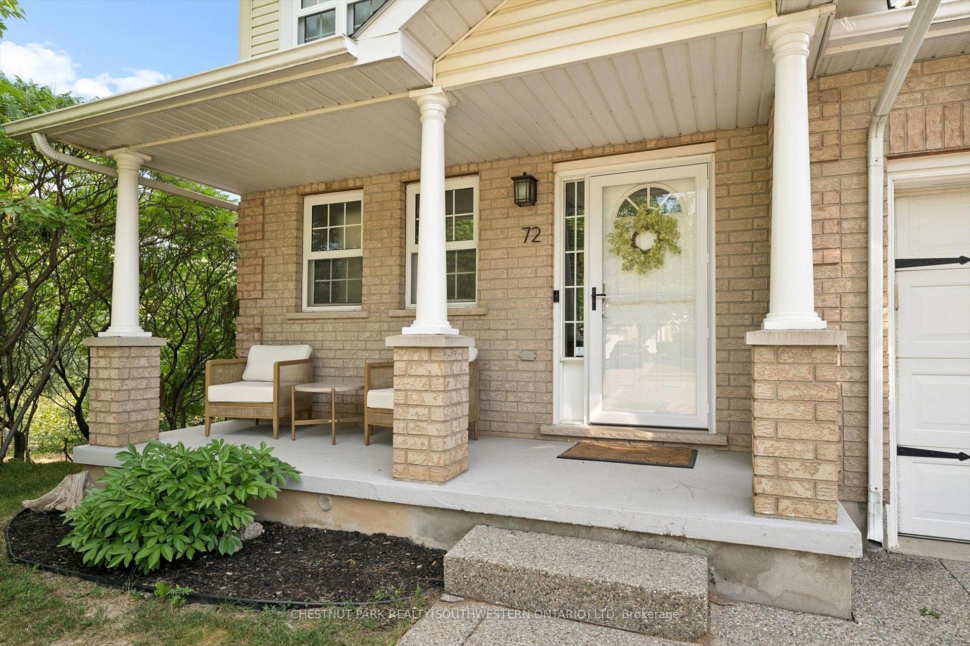Photo 2 of 72 Copper Leaf Street, Kitchener, Larentian West — HOMEH