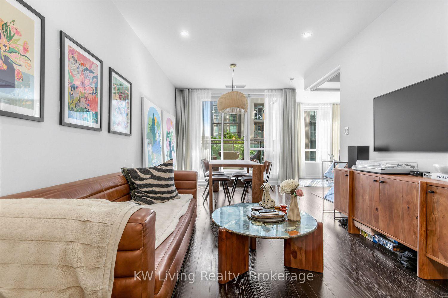 Photo 7 of Unit 305, 1171 Queen Street W, Toronto, Trinity-Bellwoods — HOMEH
