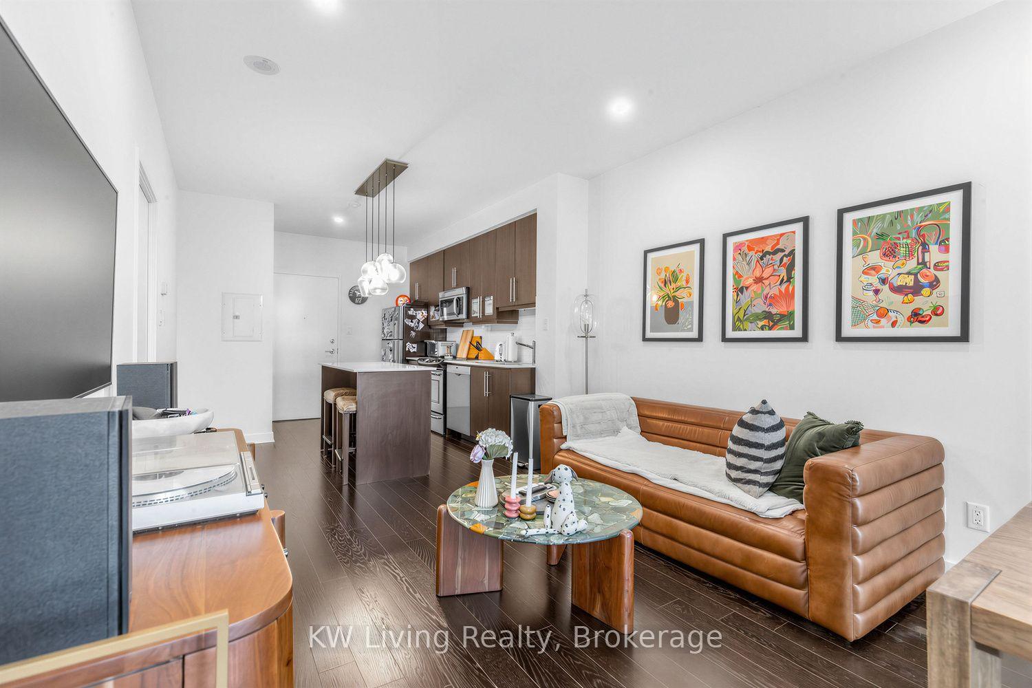 Photo 13 of Unit 305, 1171 Queen Street W, Toronto, Trinity-Bellwoods — HOMEH