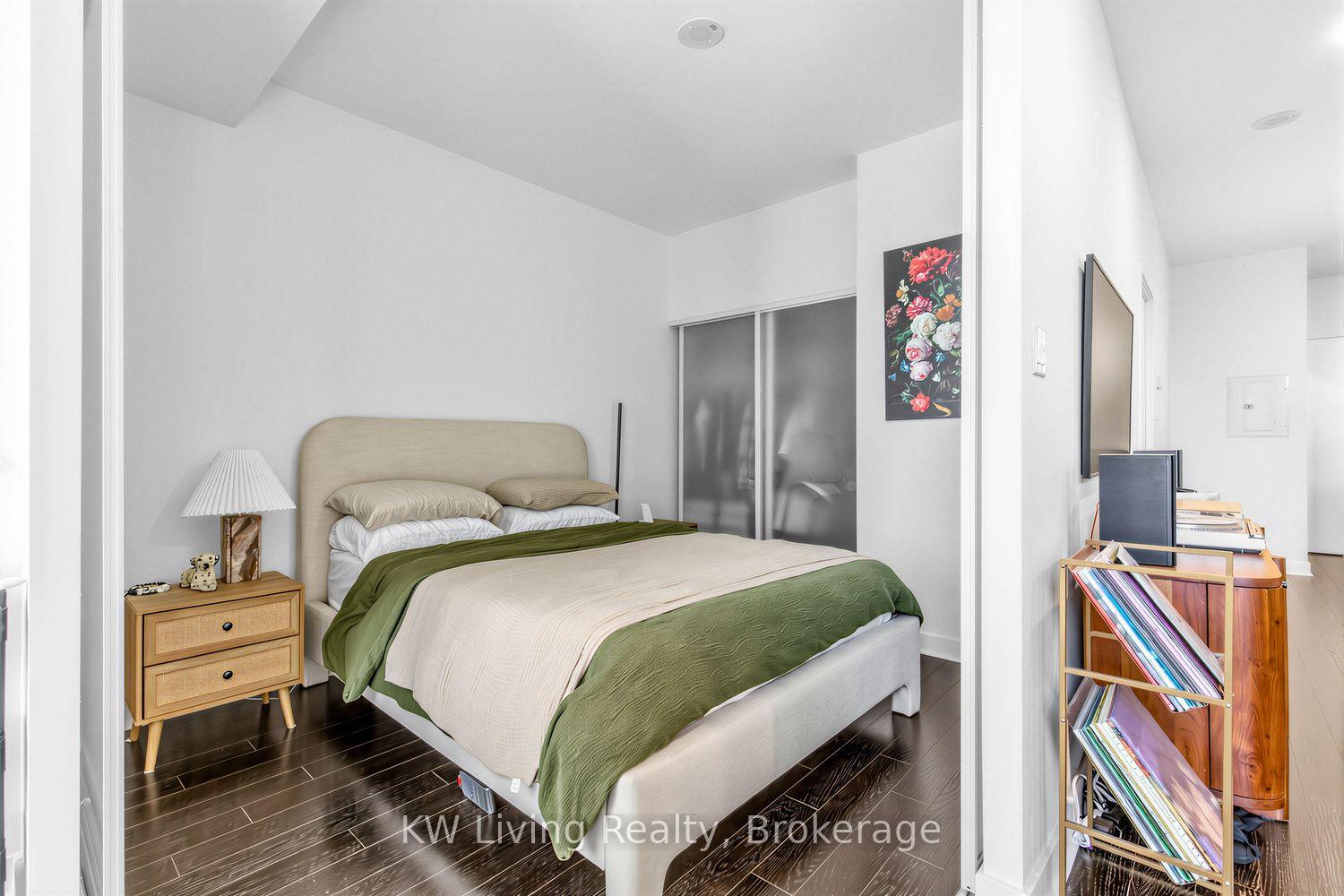 Photo 16 of Unit 305, 1171 Queen Street W, Toronto, Trinity-Bellwoods — HOMEH