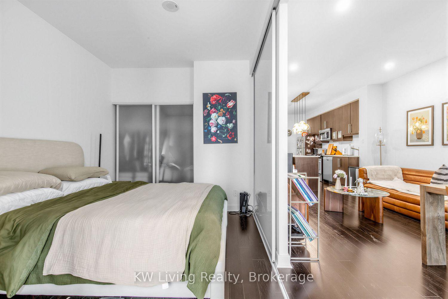 Photo 18 of Unit 305, 1171 Queen Street W, Toronto, Trinity-Bellwoods — HOMEH