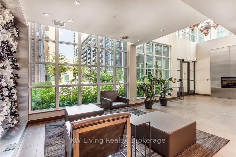 Photo 33 of Unit 305, 1171 Queen Street W, Toronto, Trinity-Bellwoods — HOMEH