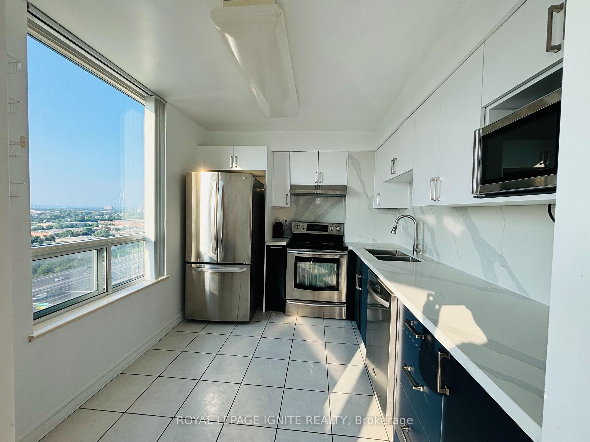 Photo 4 of Unit 2025, 68 Corporate Drive, Scarborough, Woburn — HOMEH