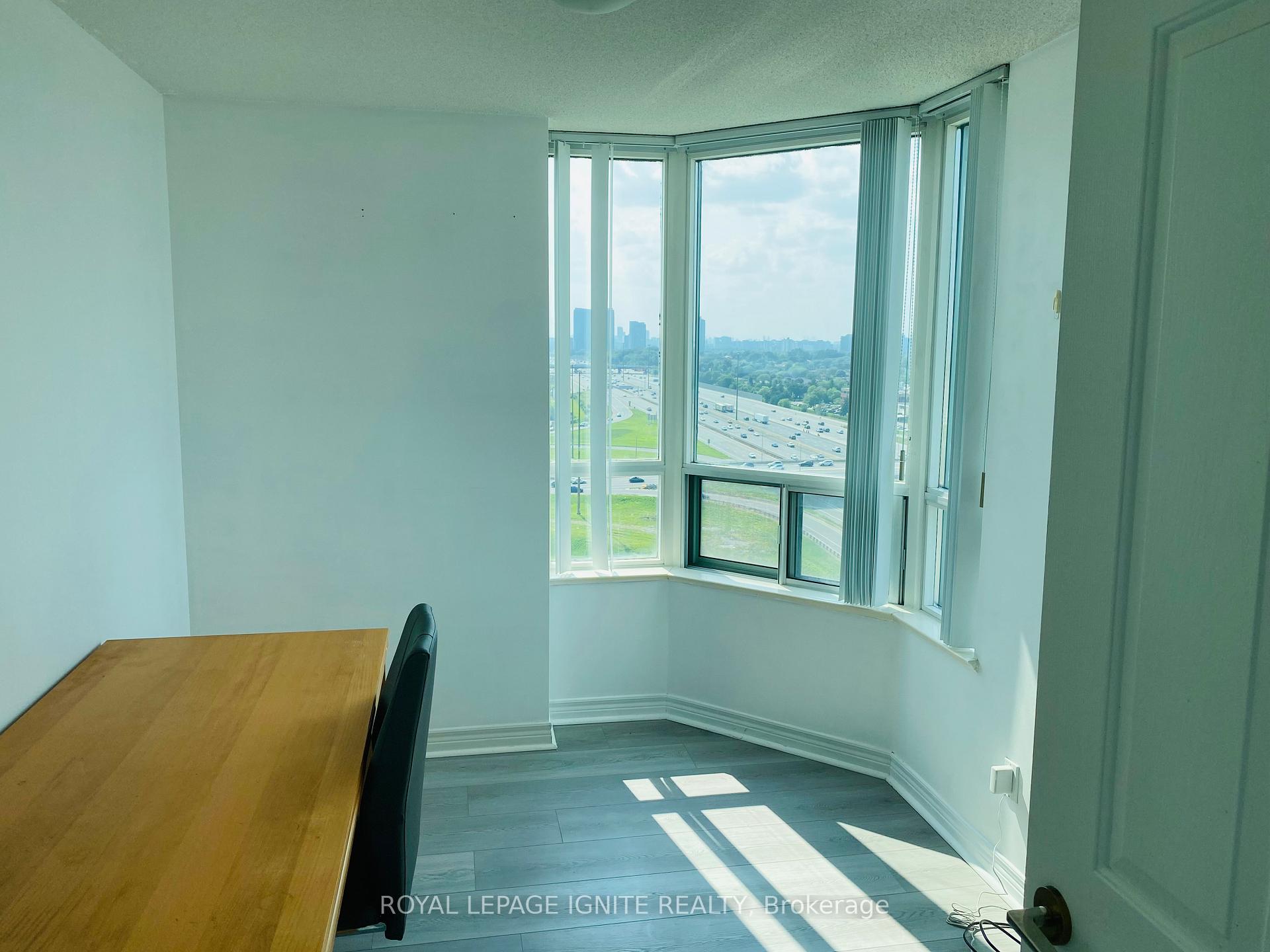 Photo 6 of Unit 2025, 68 Corporate Drive, Scarborough, Woburn — HOMEH