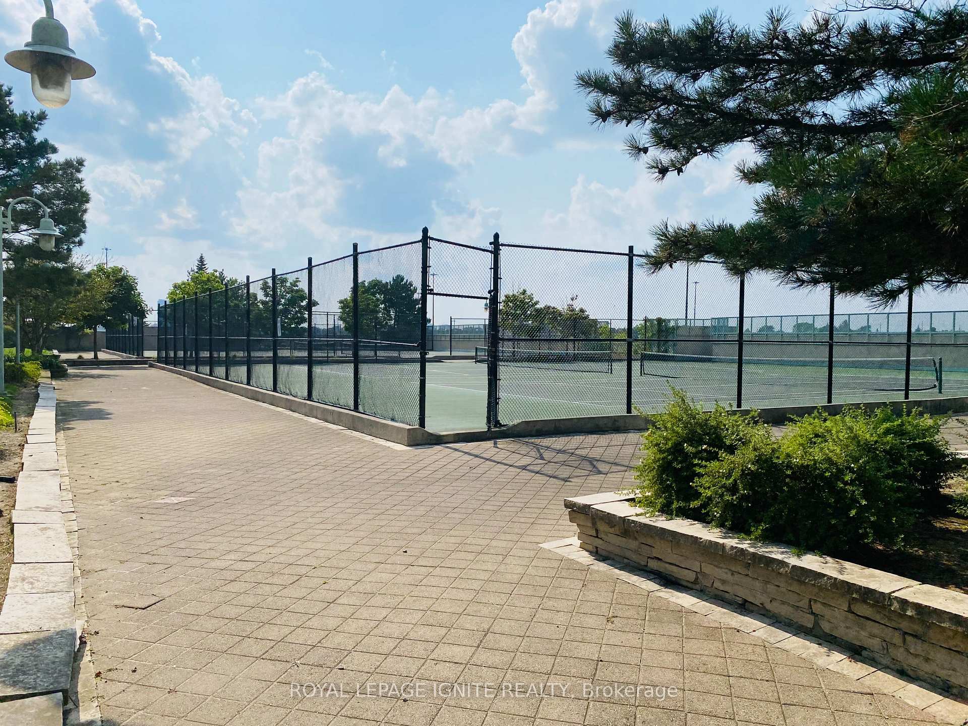 Photo 18 of Unit 2025, 68 Corporate Drive, Scarborough, Woburn — HOMEH