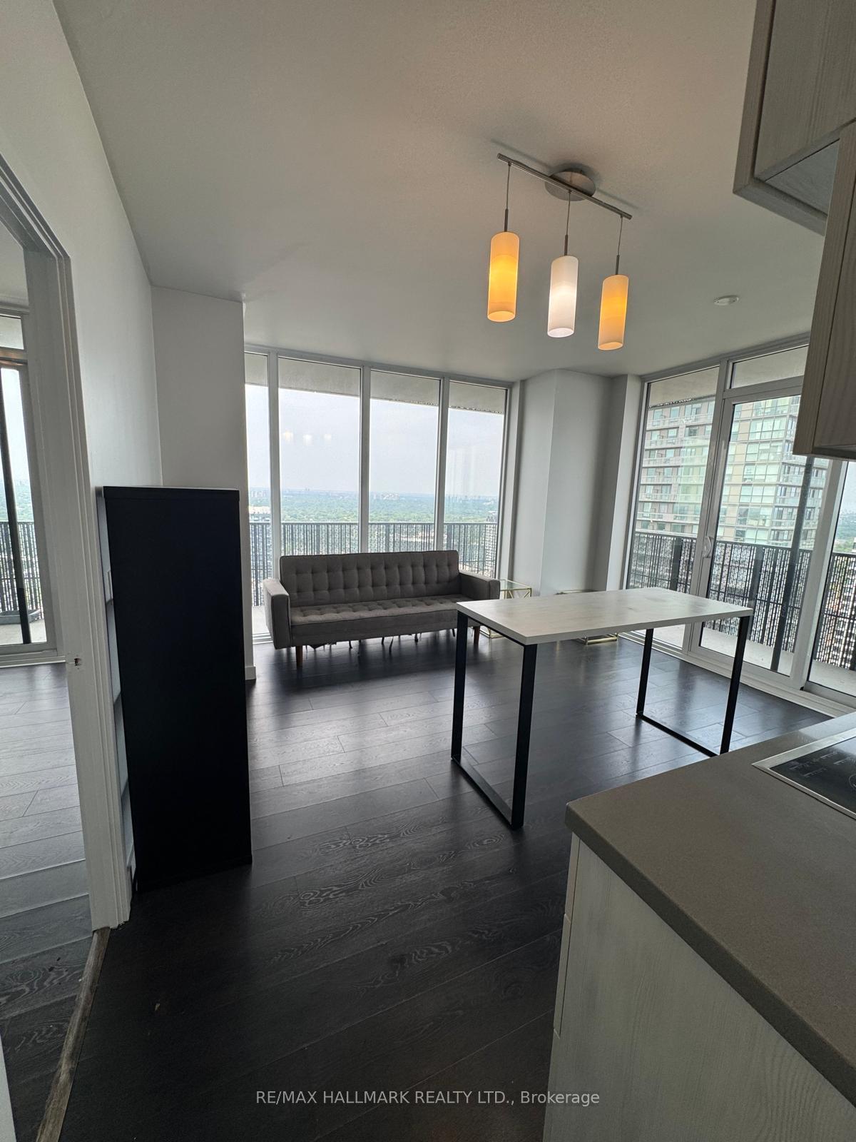 Photo 20 of Unit 3808, 8 Eglinton Avenue E, Toronto, Mount Pleasant West — HOMEH