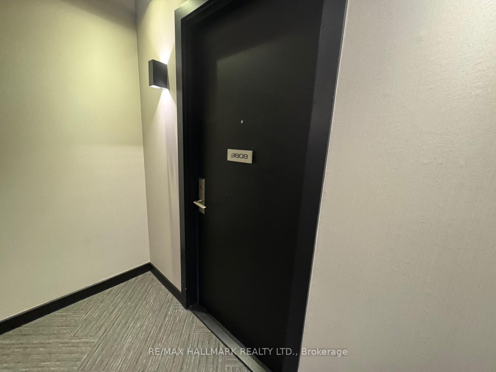 Photo 25 of Unit 3808, 8 Eglinton Avenue E, Toronto, Mount Pleasant West — HOMEH