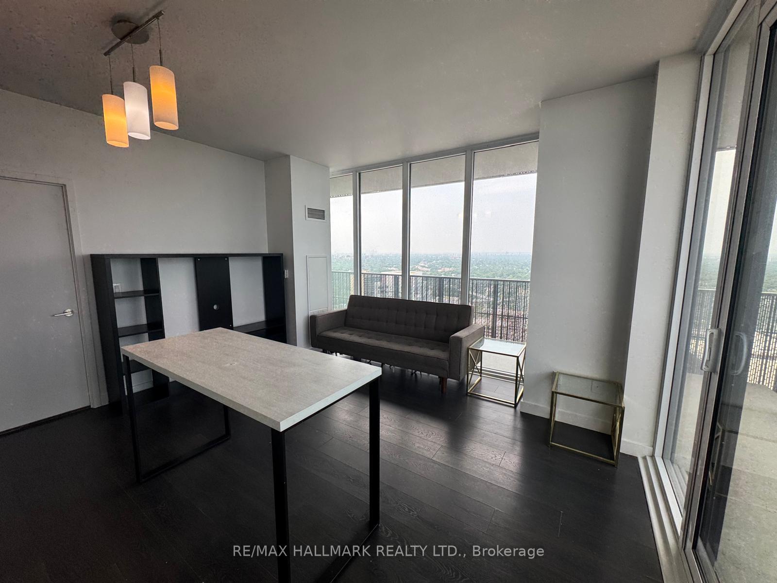 Photo 27 of Unit 3808, 8 Eglinton Avenue E, Toronto, Mount Pleasant West — HOMEH